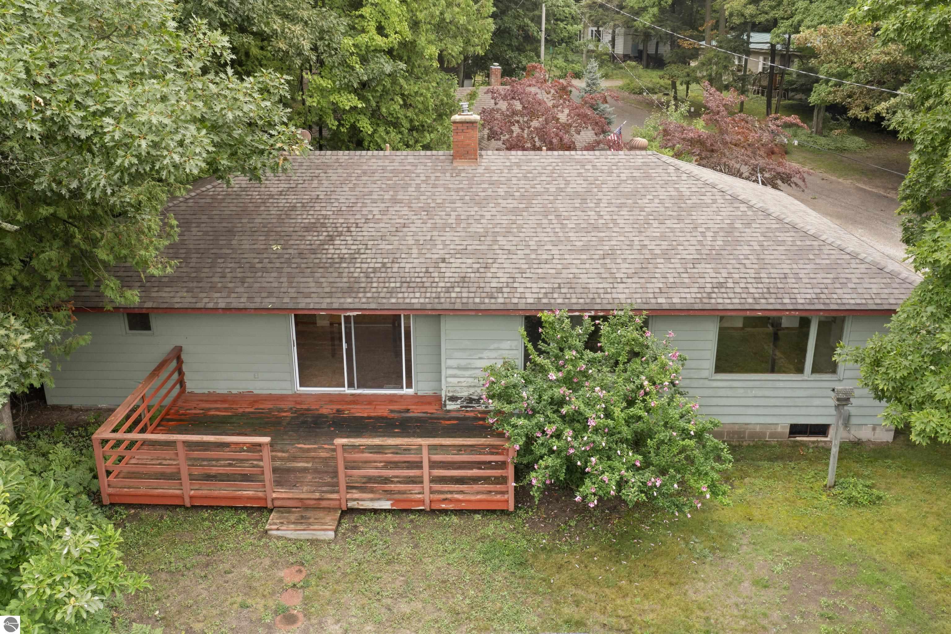 5326 Crystal Drive, Beulah, MI 49617 — Photo 2