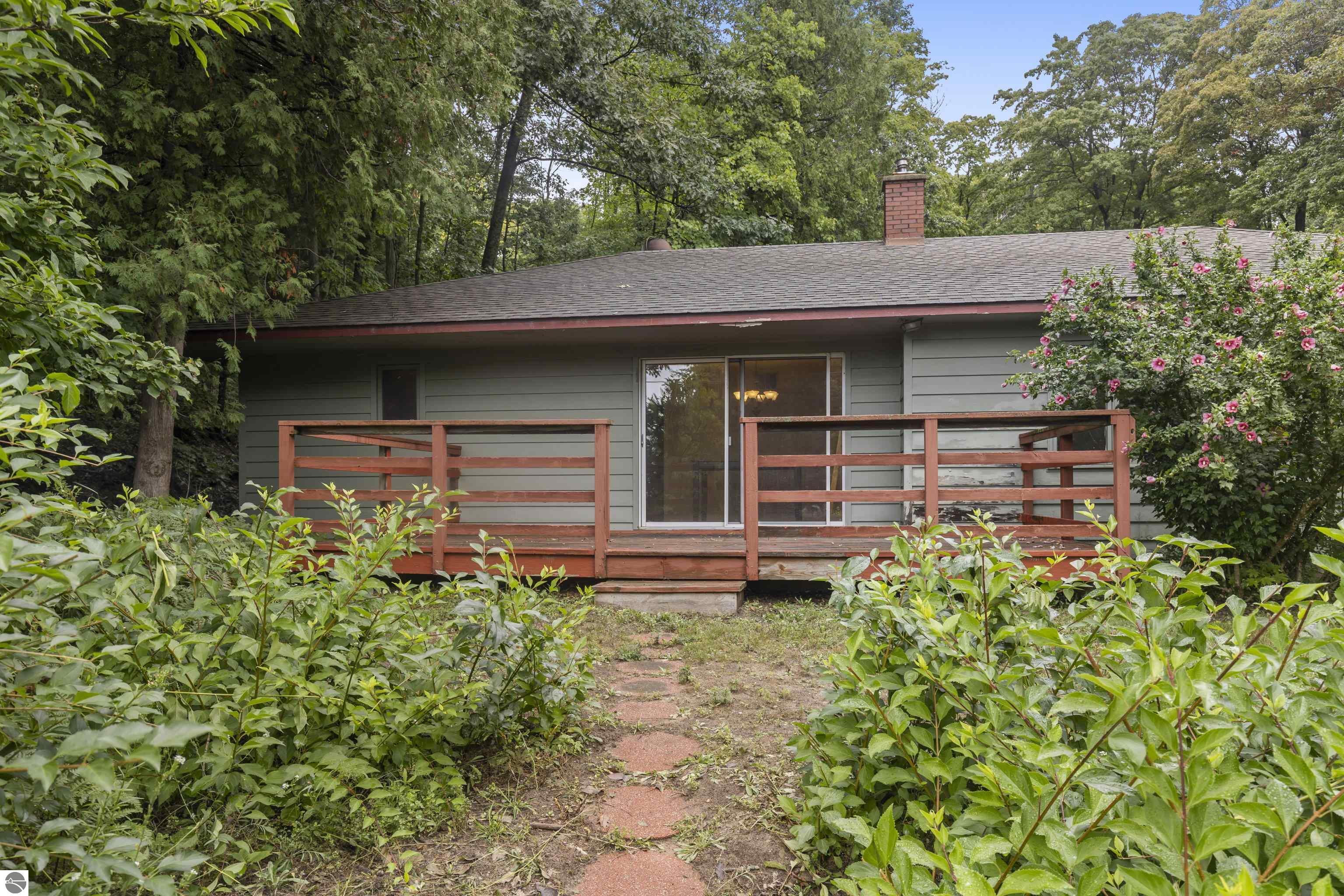 5326 Crystal Drive, Beulah, MI 49617 — Photo 5