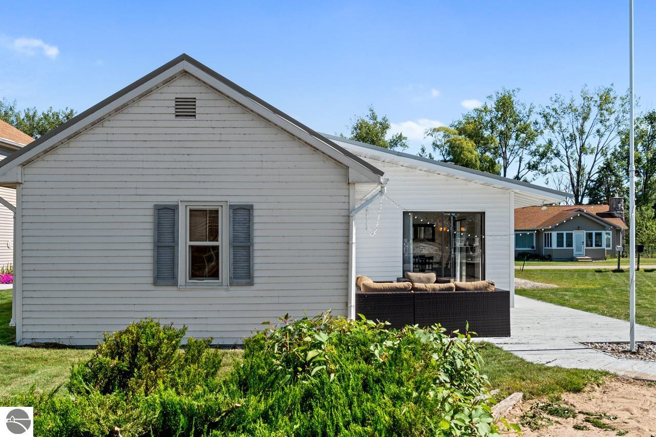 1878 S Riverside Drive, Au Gres, MI 48703 — Photo 5