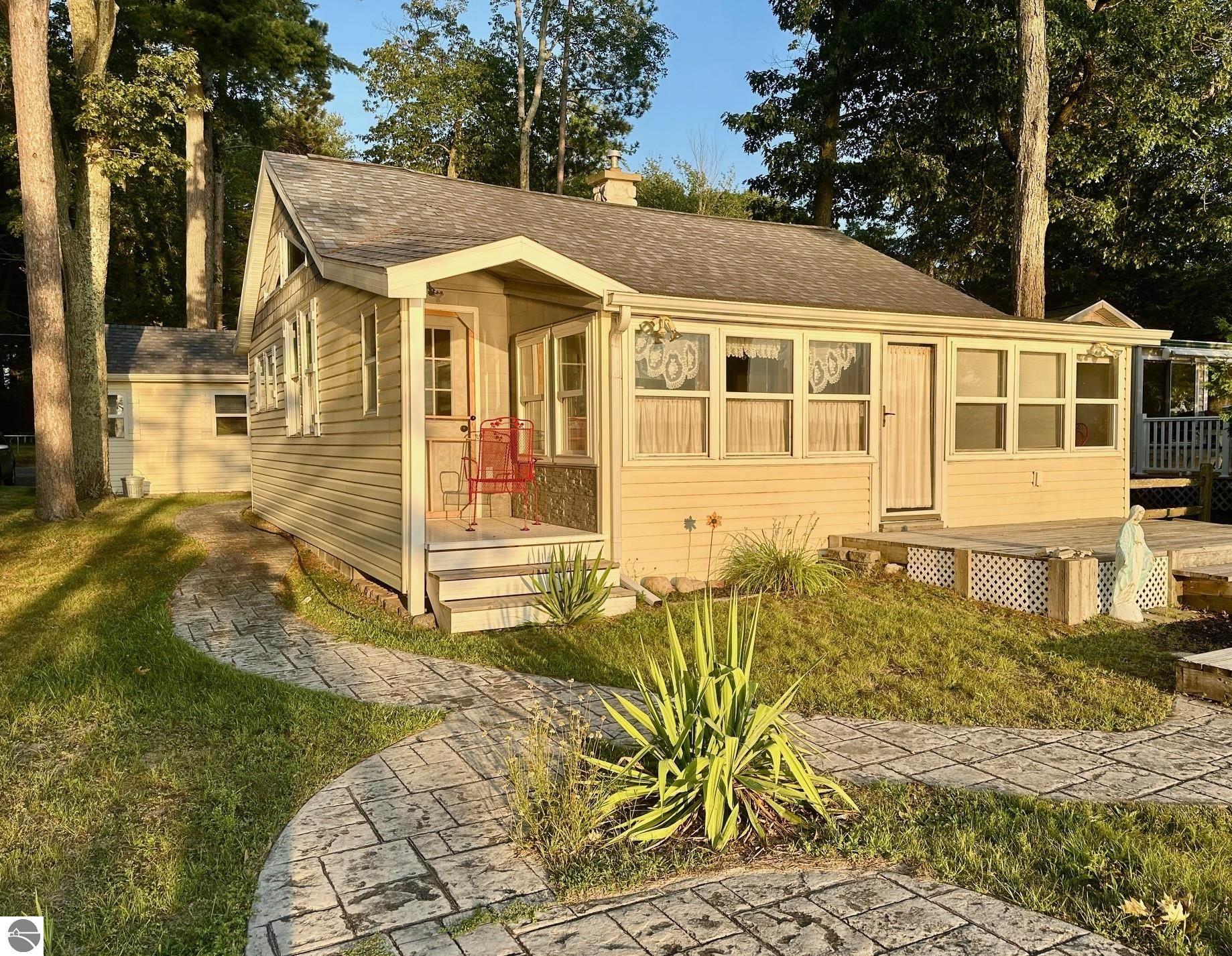 4794 E Cedar Lake Drive, Greenbush, MI 48738 — front exterior