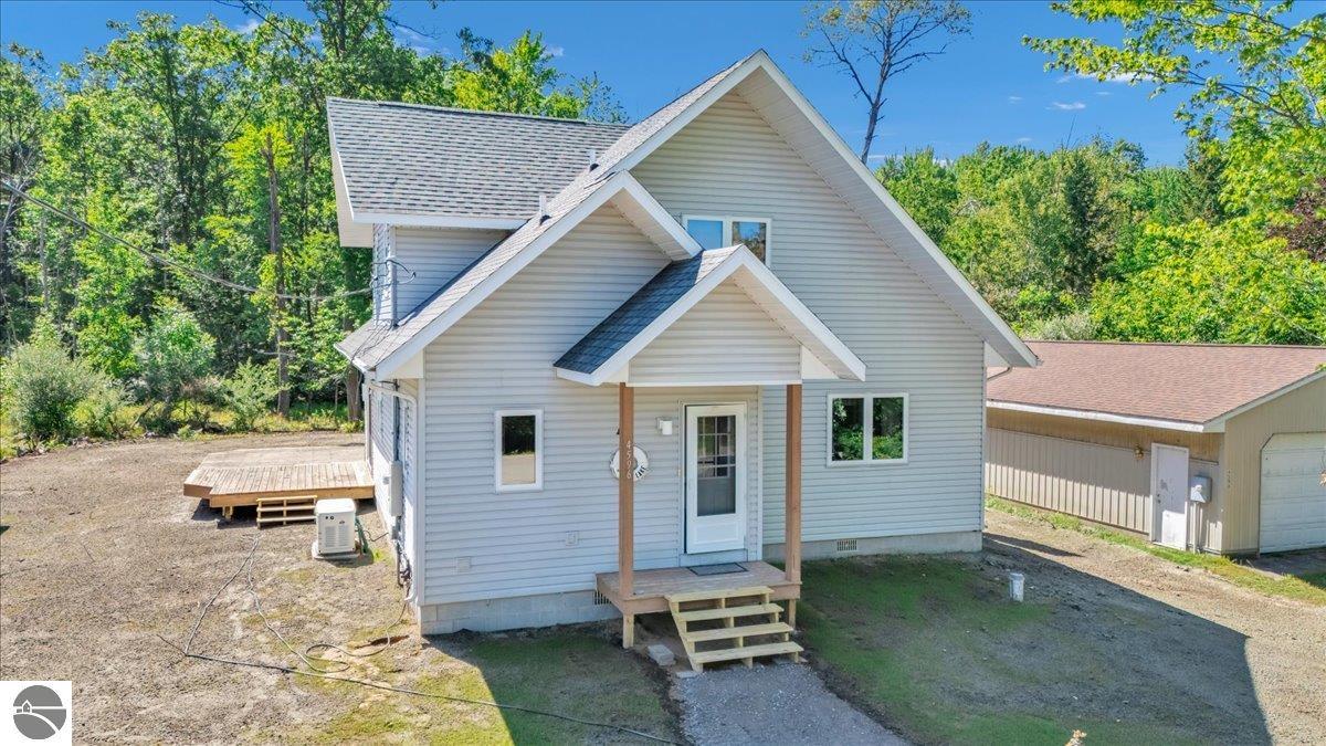 4596 Lakeview Drive, Hale, MI 48739 — Photo 2