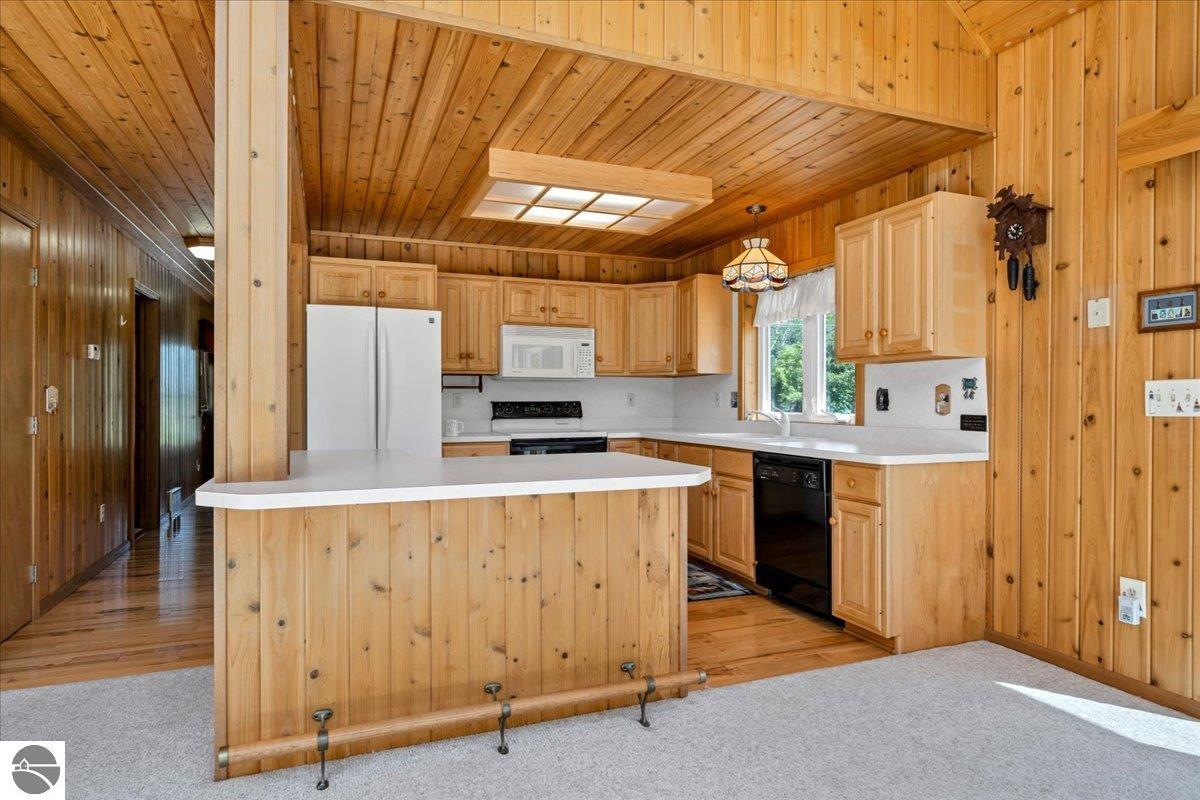 4596 Lakeview Drive, Hale, MI 48739 — Photo 19