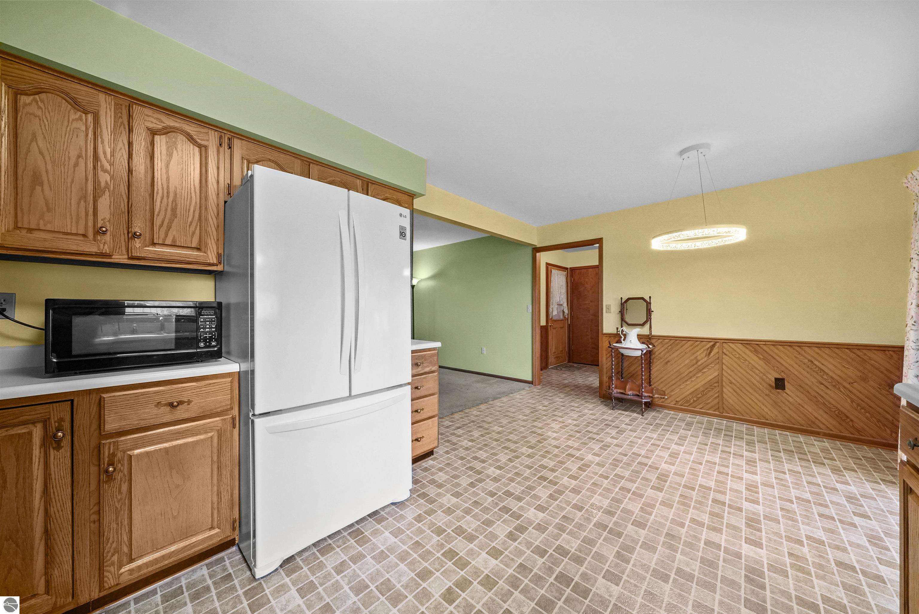 213 N Cottage Grove, McBain, MI 49657 — Photo 14
