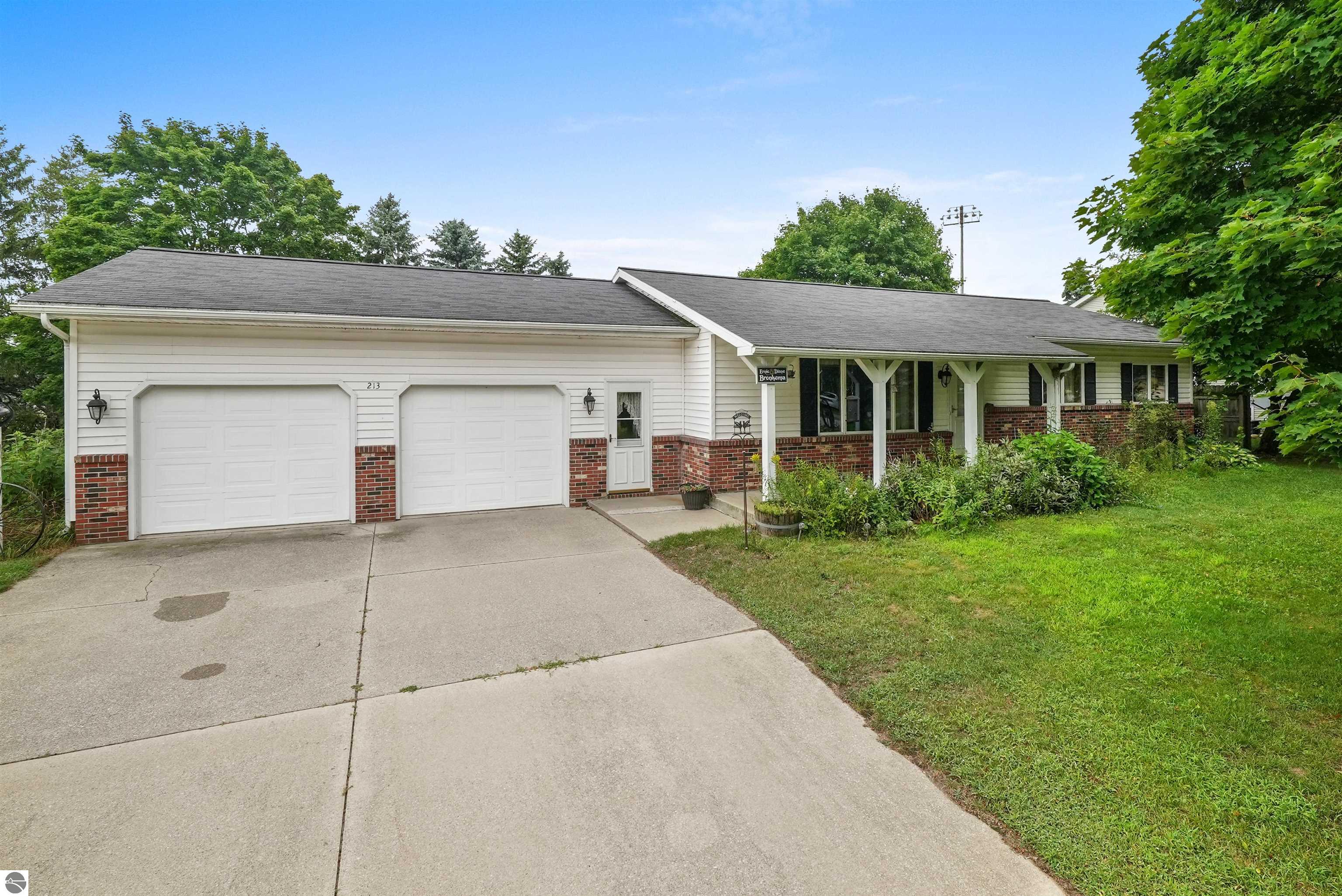 213 N Cottage Grove, McBain, MI 49657 — Photo 35