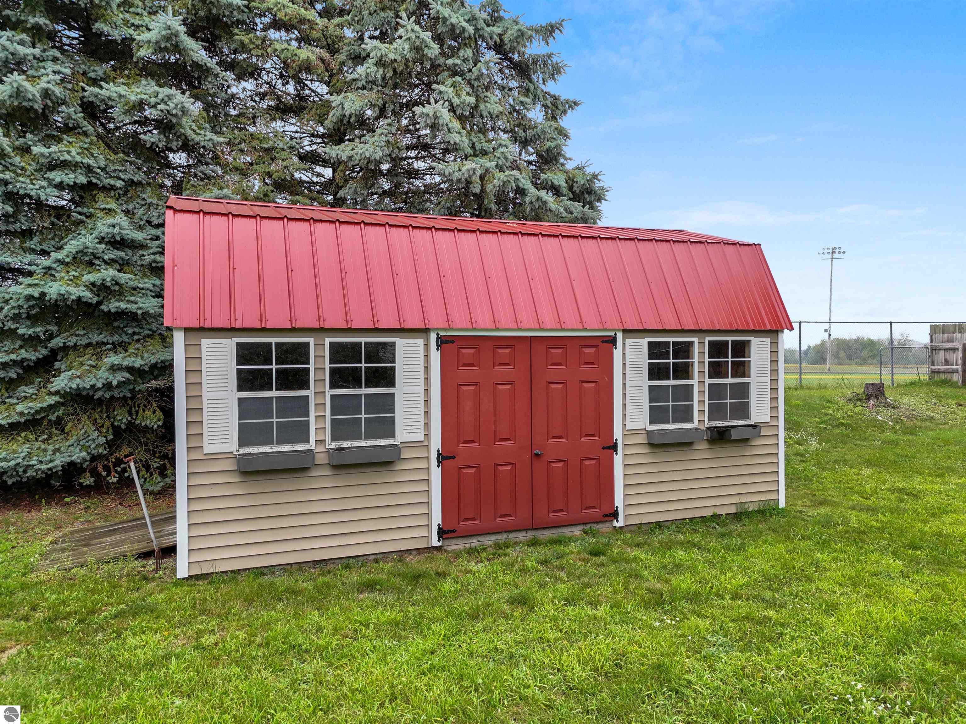 213 N Cottage Grove, McBain, MI 49657 — Photo 39