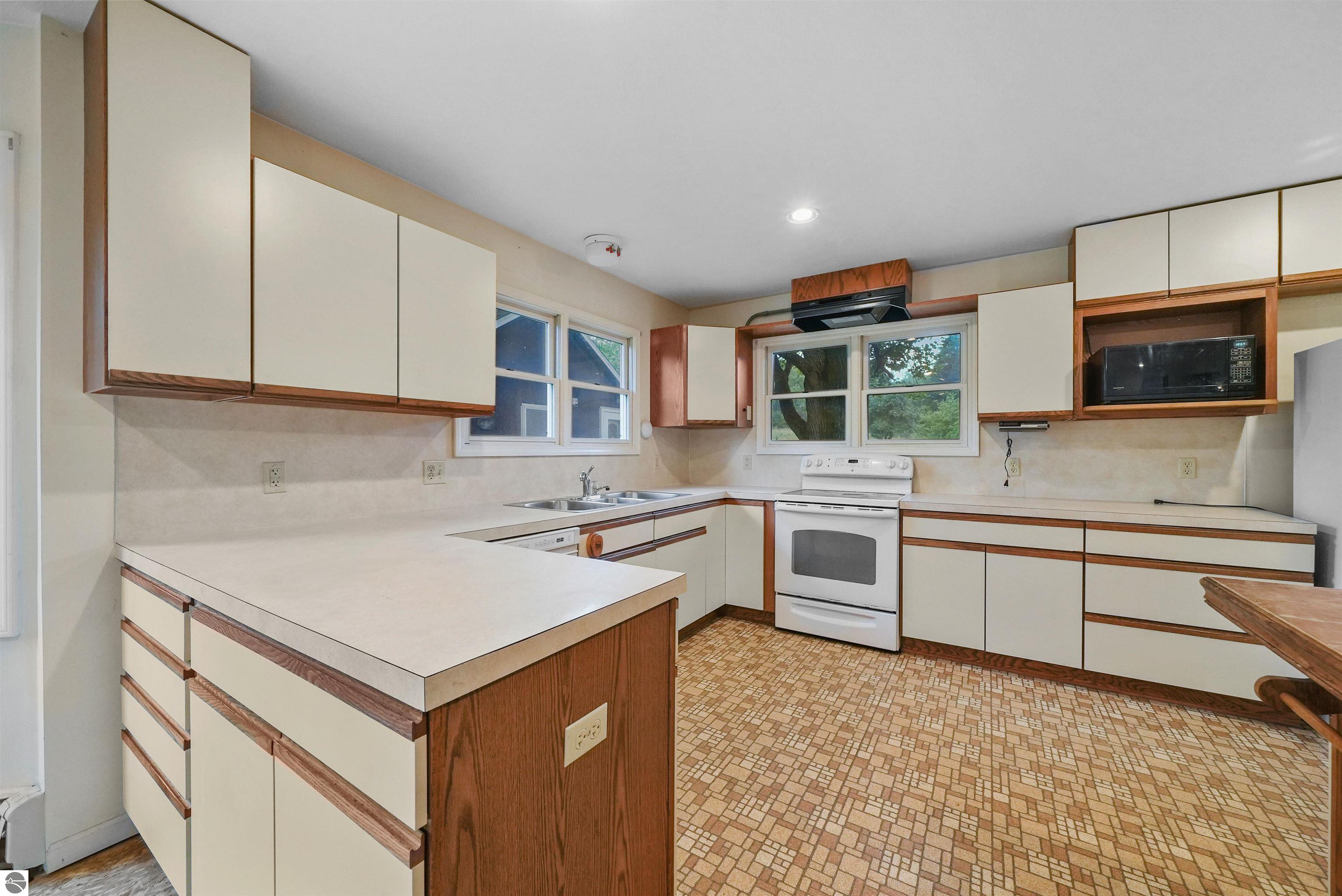 23293 N 170th Avenue, Tustin, MI 49688 — Photo 34