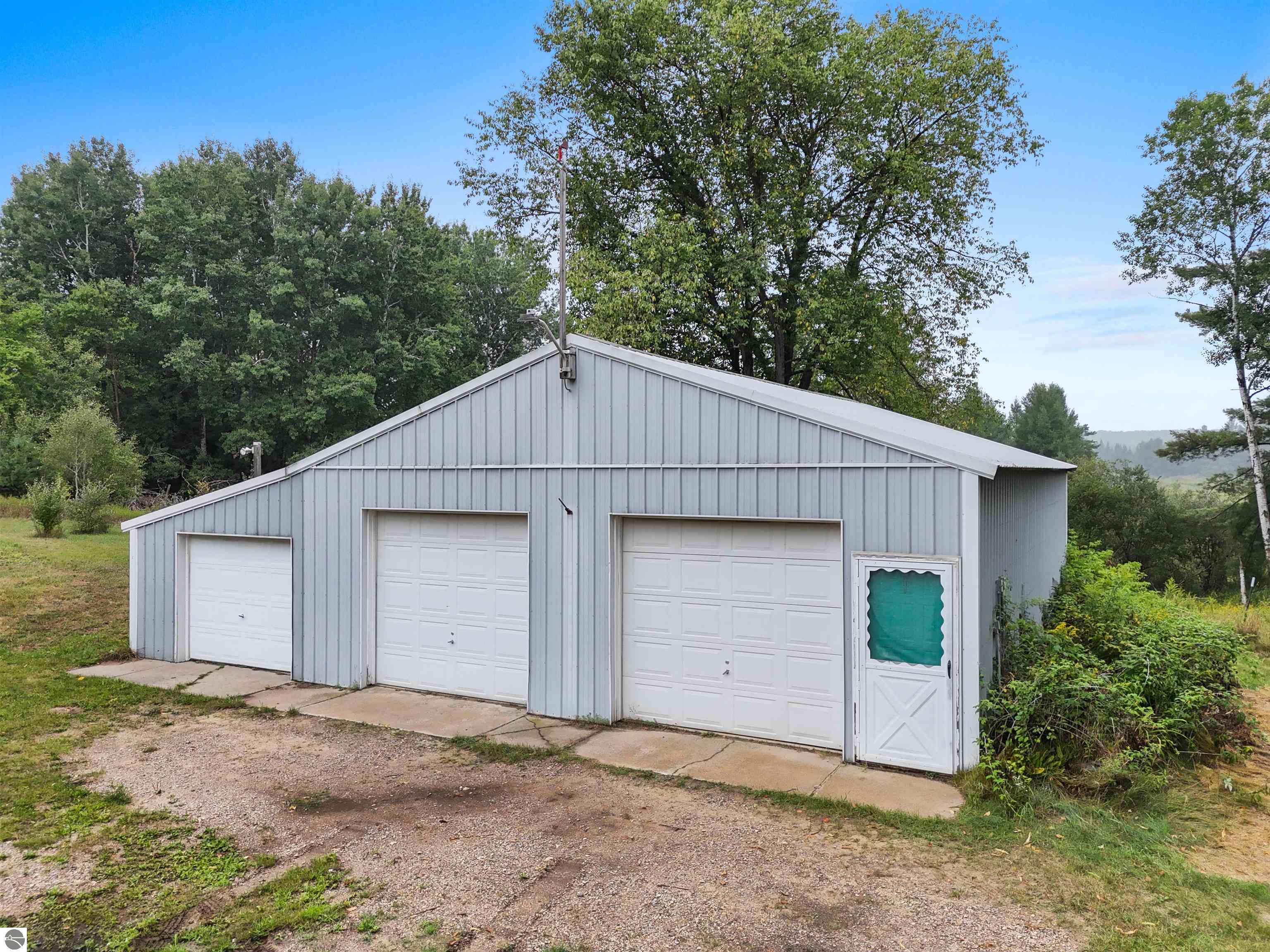 23293 N 170th Avenue, Tustin, MI 49688 — Photo 5