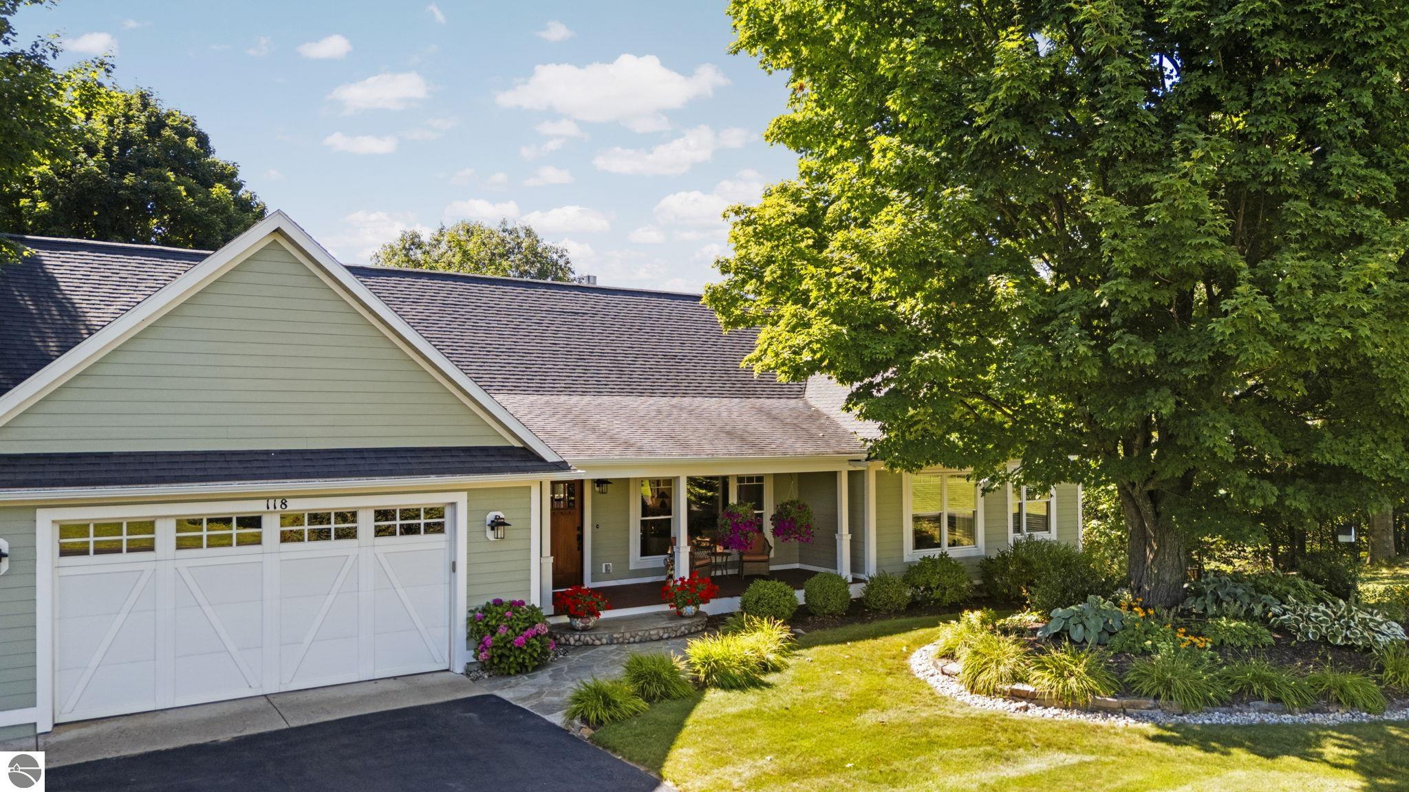 118 Farm Lane, Traverse City, MI 49686