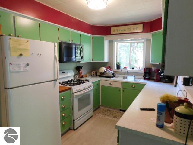 2711 Hatley Road, Fife Lake, MI 49633 — Photo 43