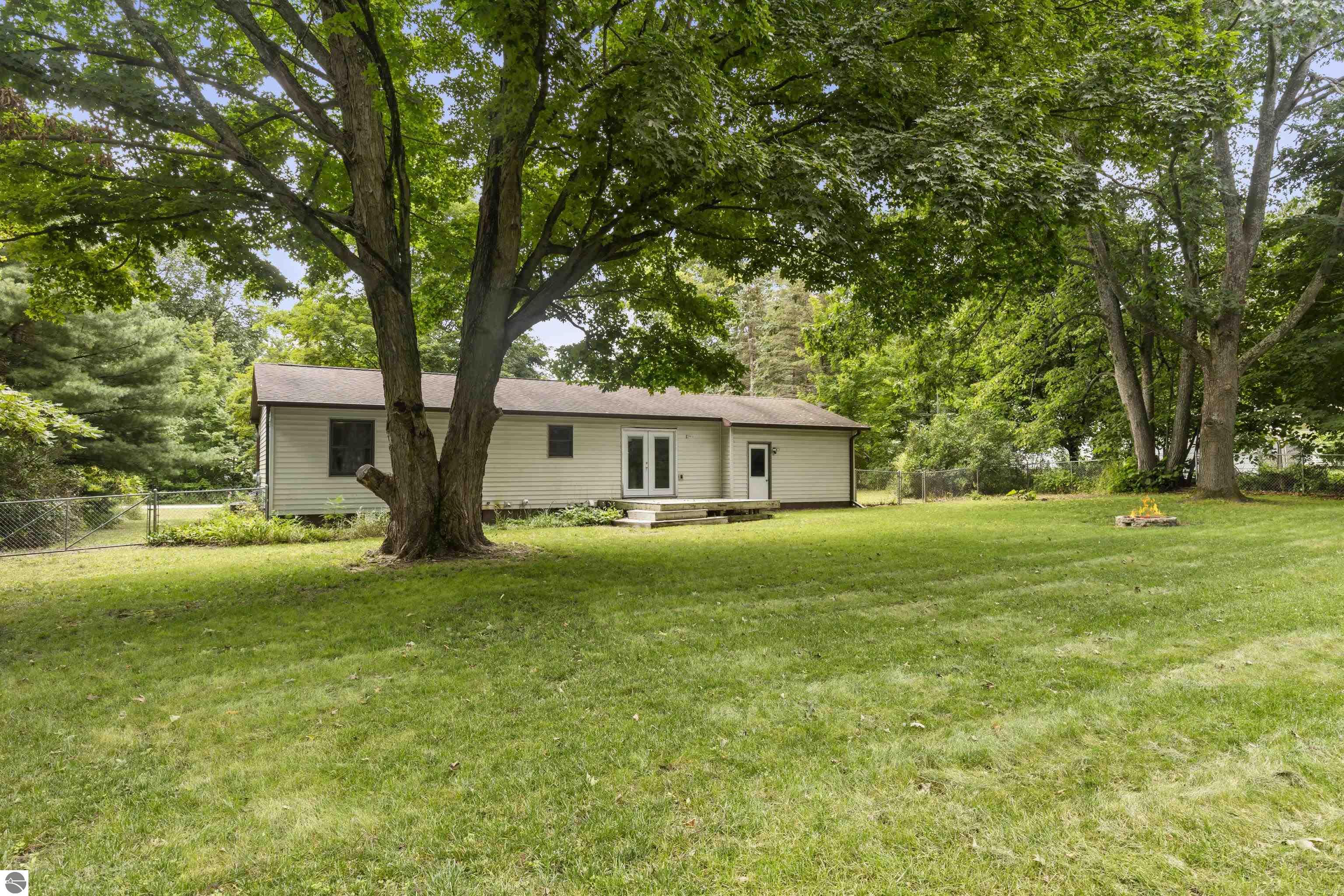 8692 Red Pine Drive, Lake Ann, MI 49650 — Photo 3