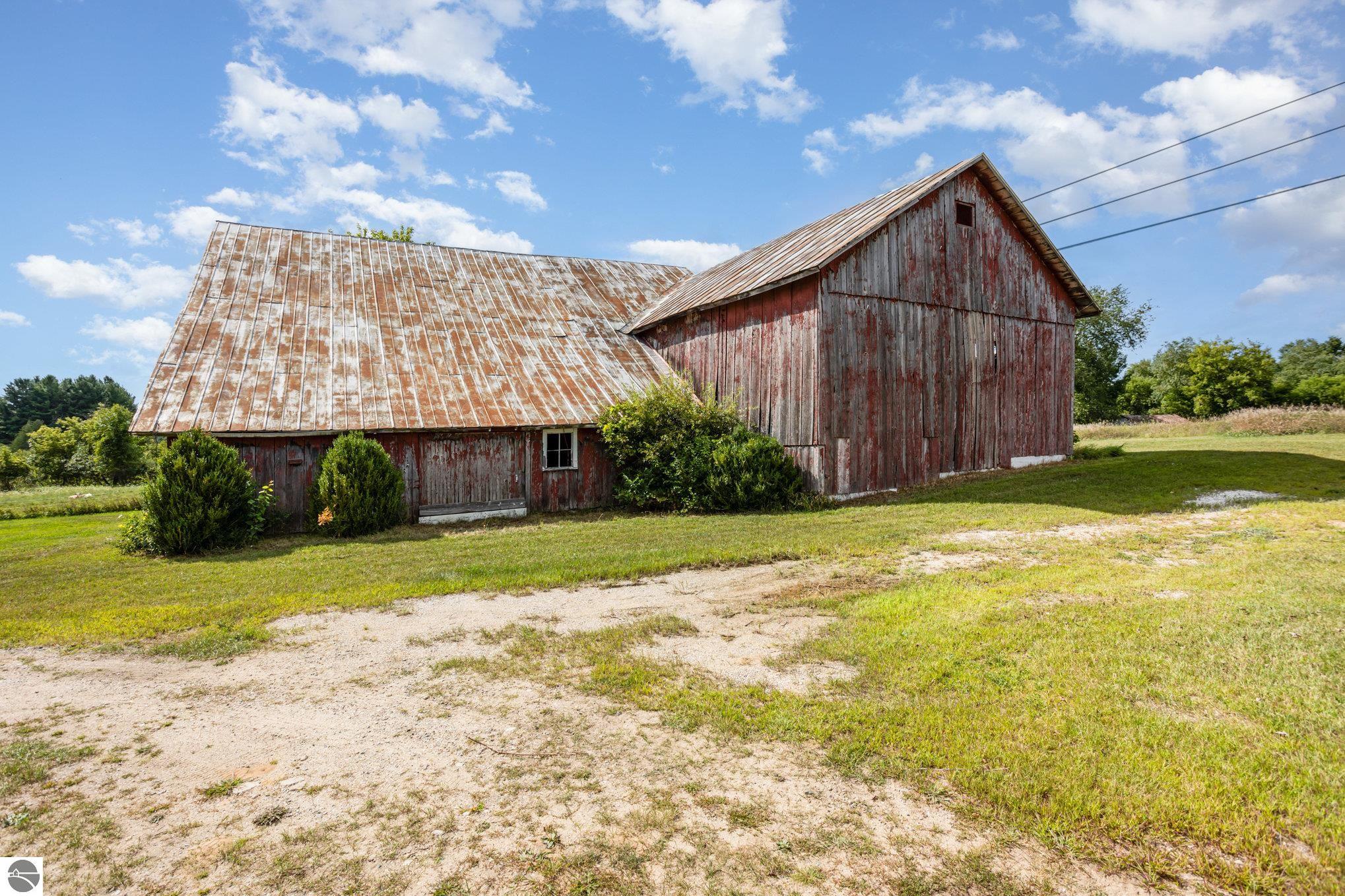 6944 W Fremont Road, Blanchard, MI 49310 — Photo 28