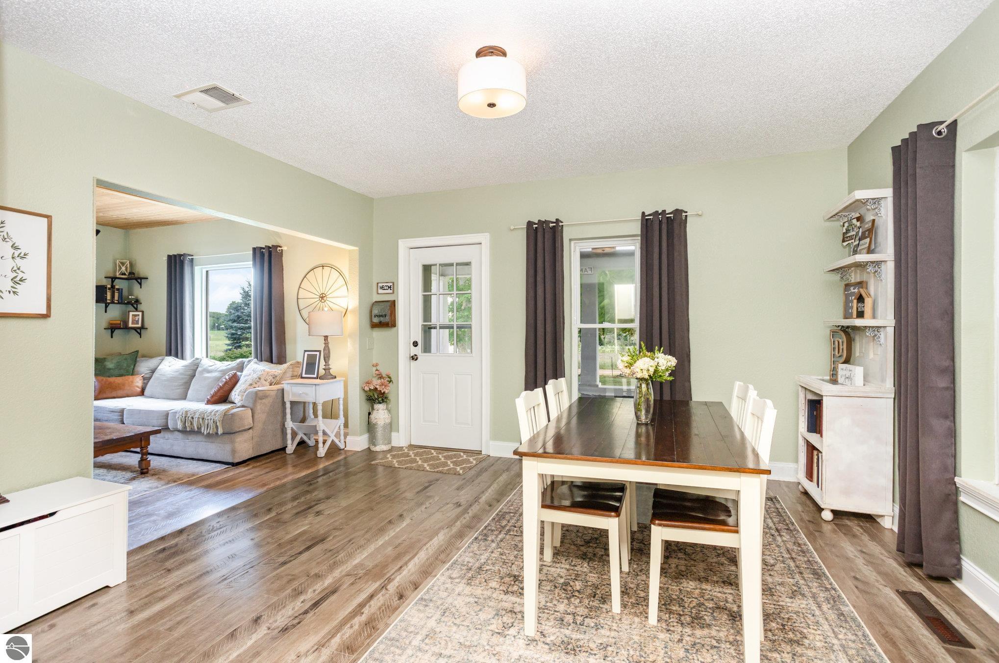 6944 W Fremont Road, Blanchard, MI 49310 — Photo 5