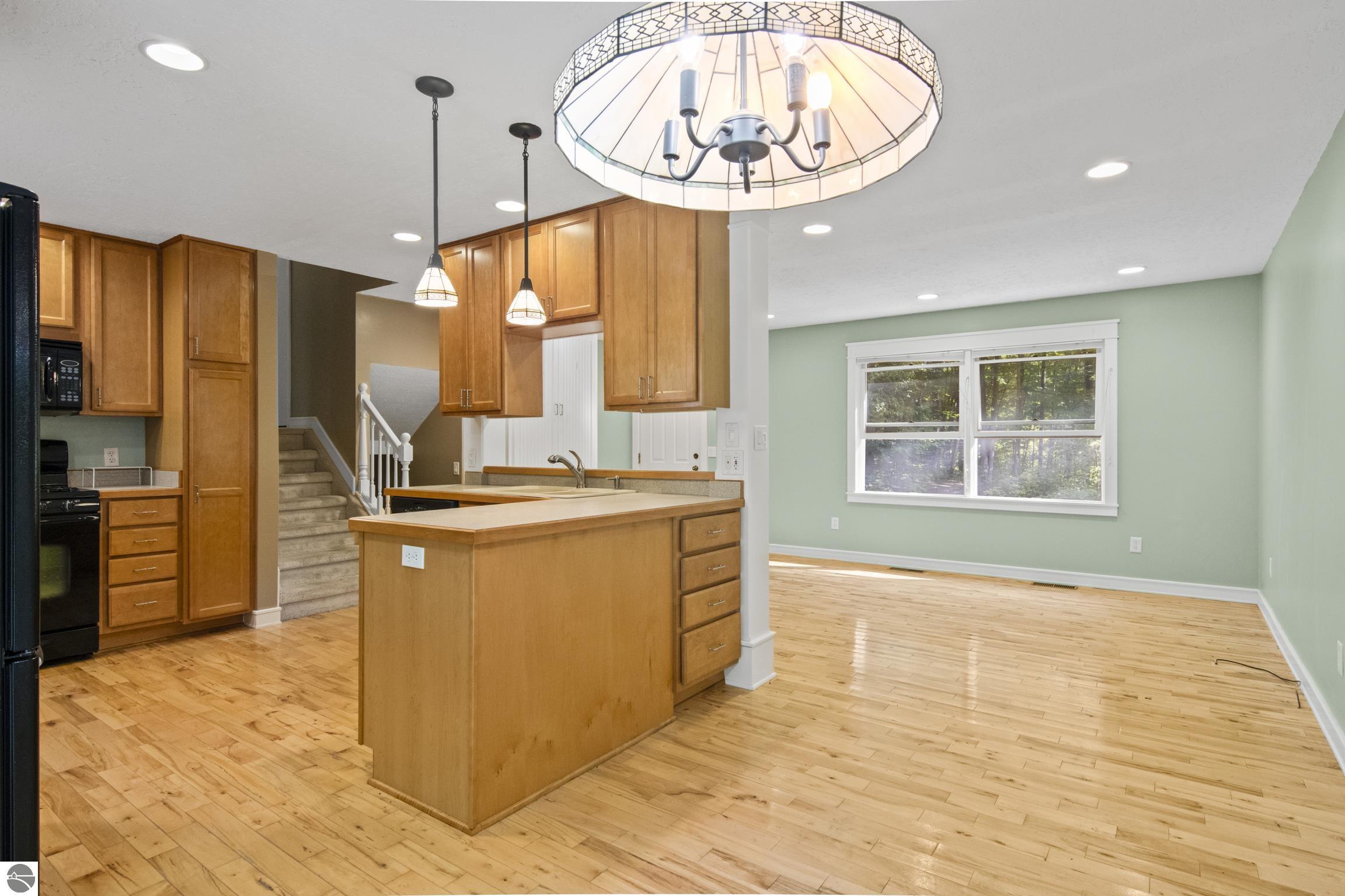 20922 Red Oak Drive, Lake Ann, MI 49650 — Photo 6