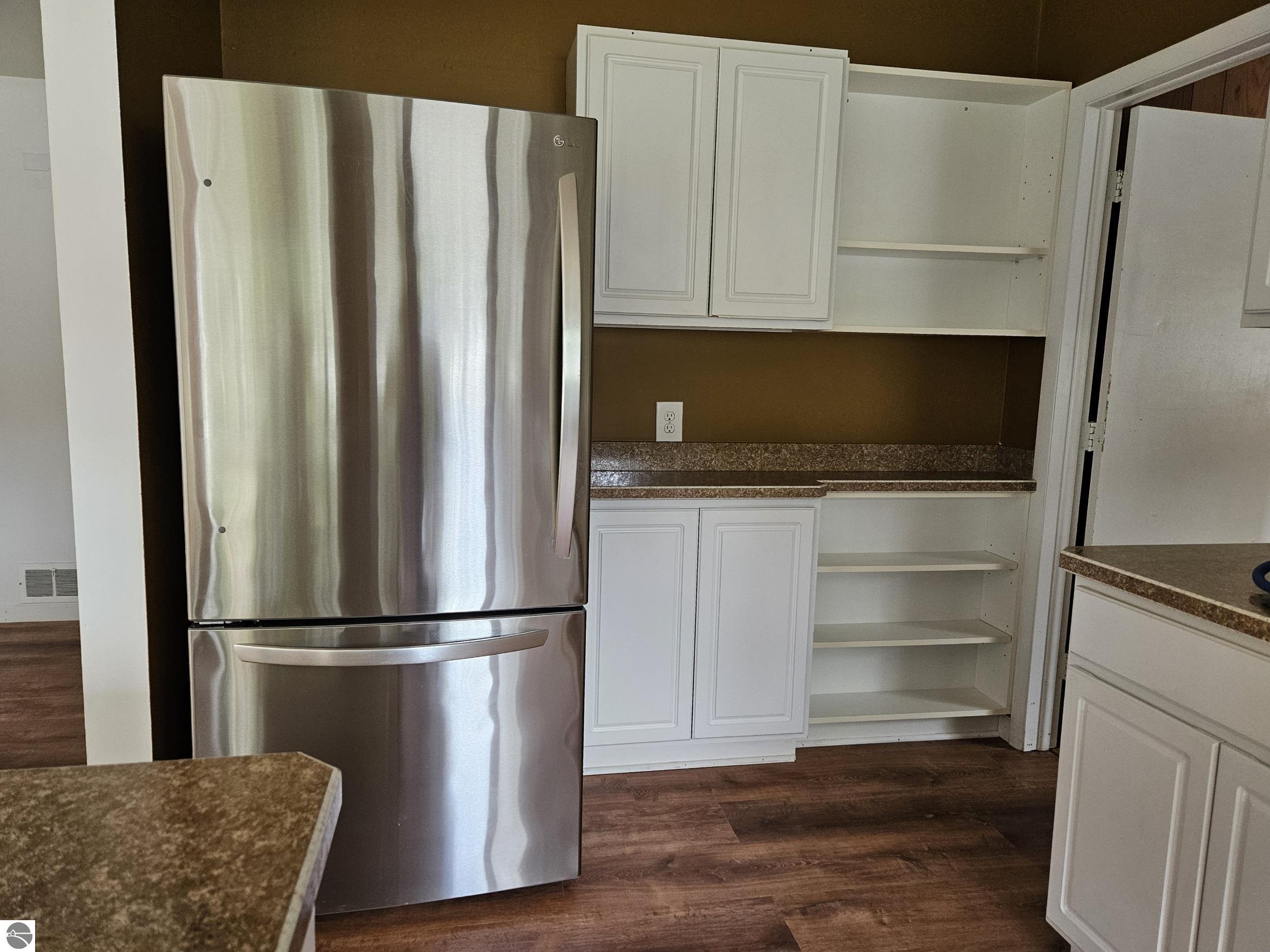 713 W Lincoln Street, East Tawas, MI 48730 — Photo 5