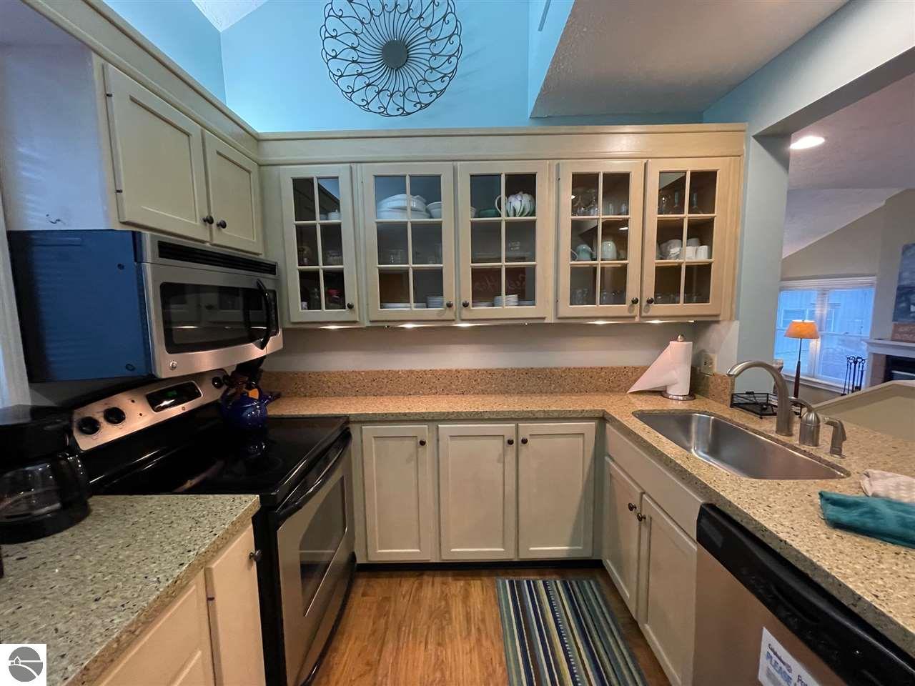 6C Pinnacle Place, Glen Arbor, MI 49636 — Photo 8
