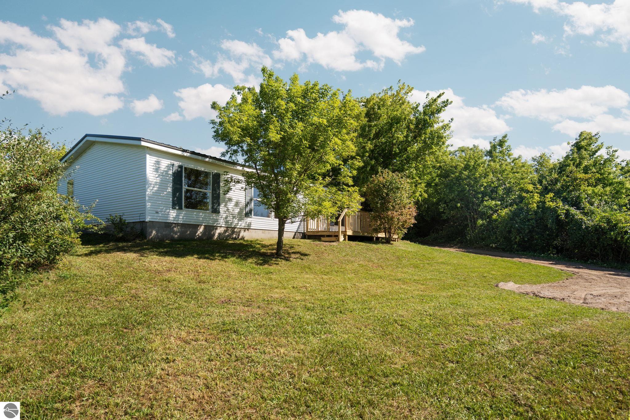 8875 Rahe Road, Kingsley, MI 49649 — Photo 2