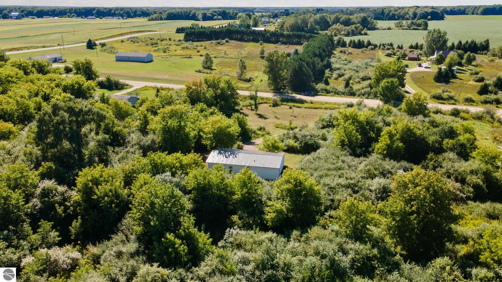 8875 Rahe Road, Kingsley, MI 49649 — Photo 11