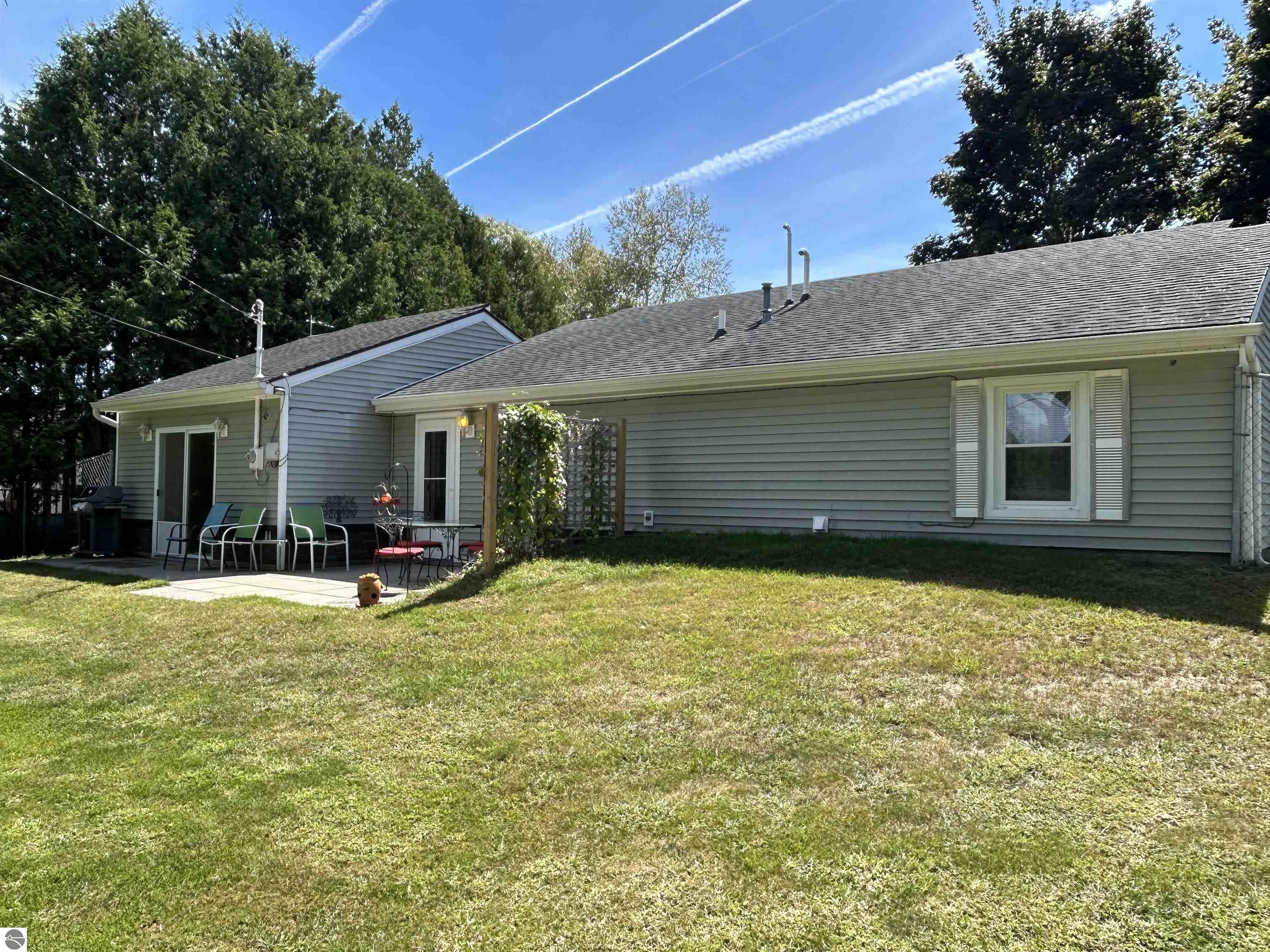 150 Roberta Drive, Tawas City, MI 48763 — Photo 3