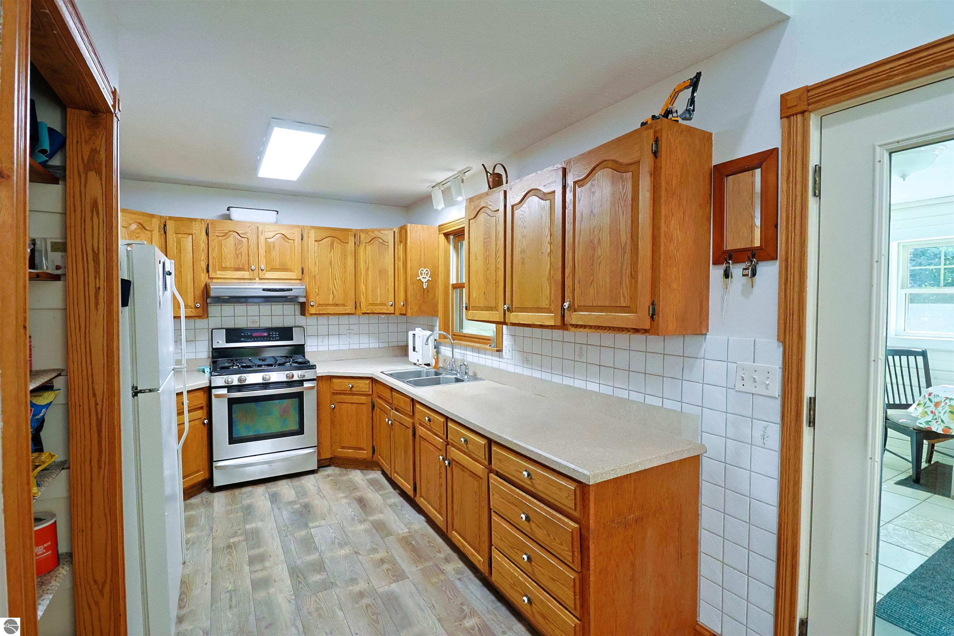 4518 W Vernon Road, Weidman, MI 48893 — Photo 9