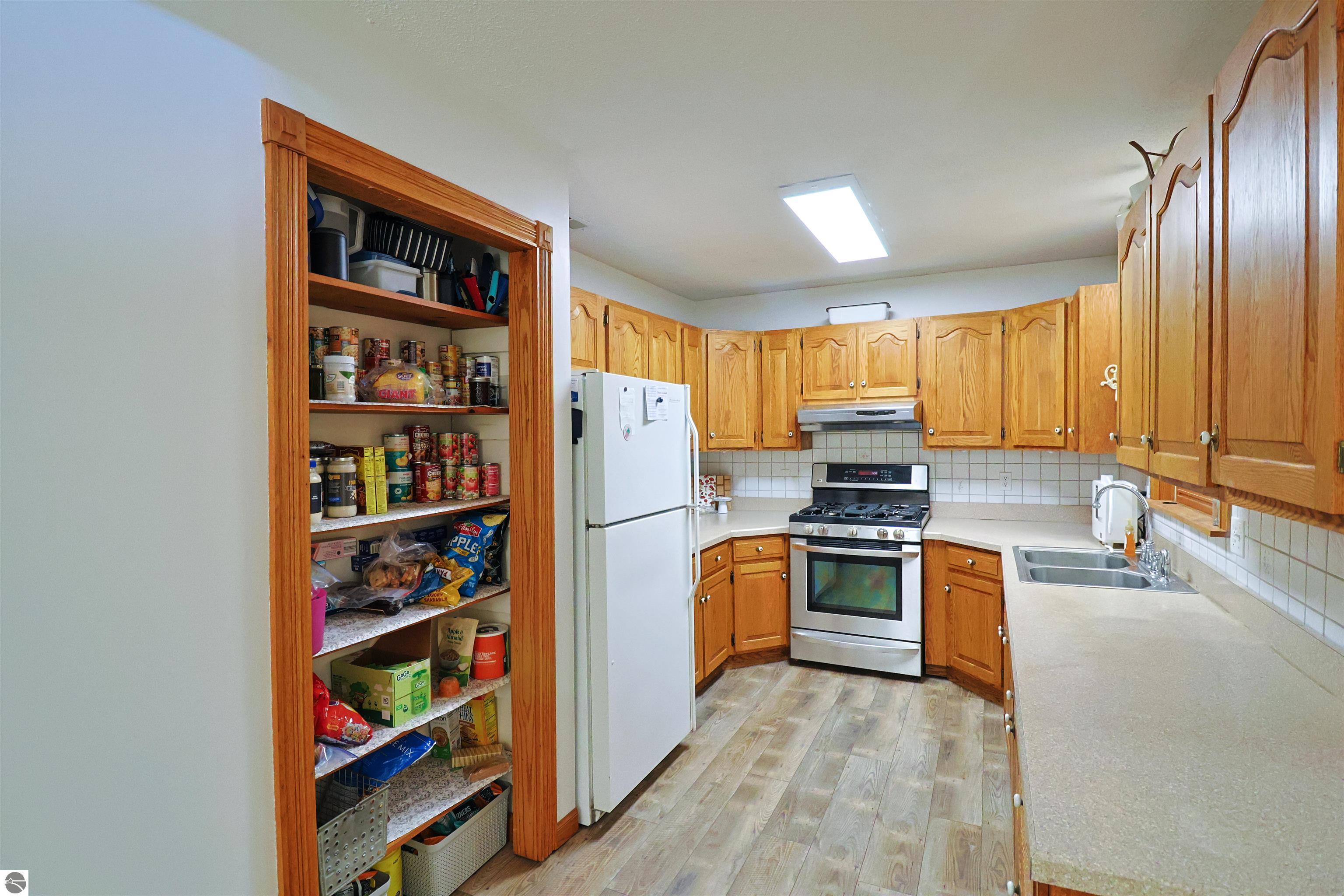 4518 W Vernon Road, Weidman, MI 48893 — Photo 10