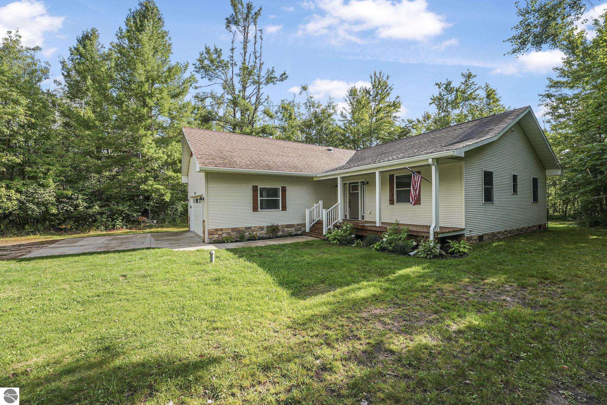 5251 Pinecrest Drive, Elmira, MI 49730 — Photo 6