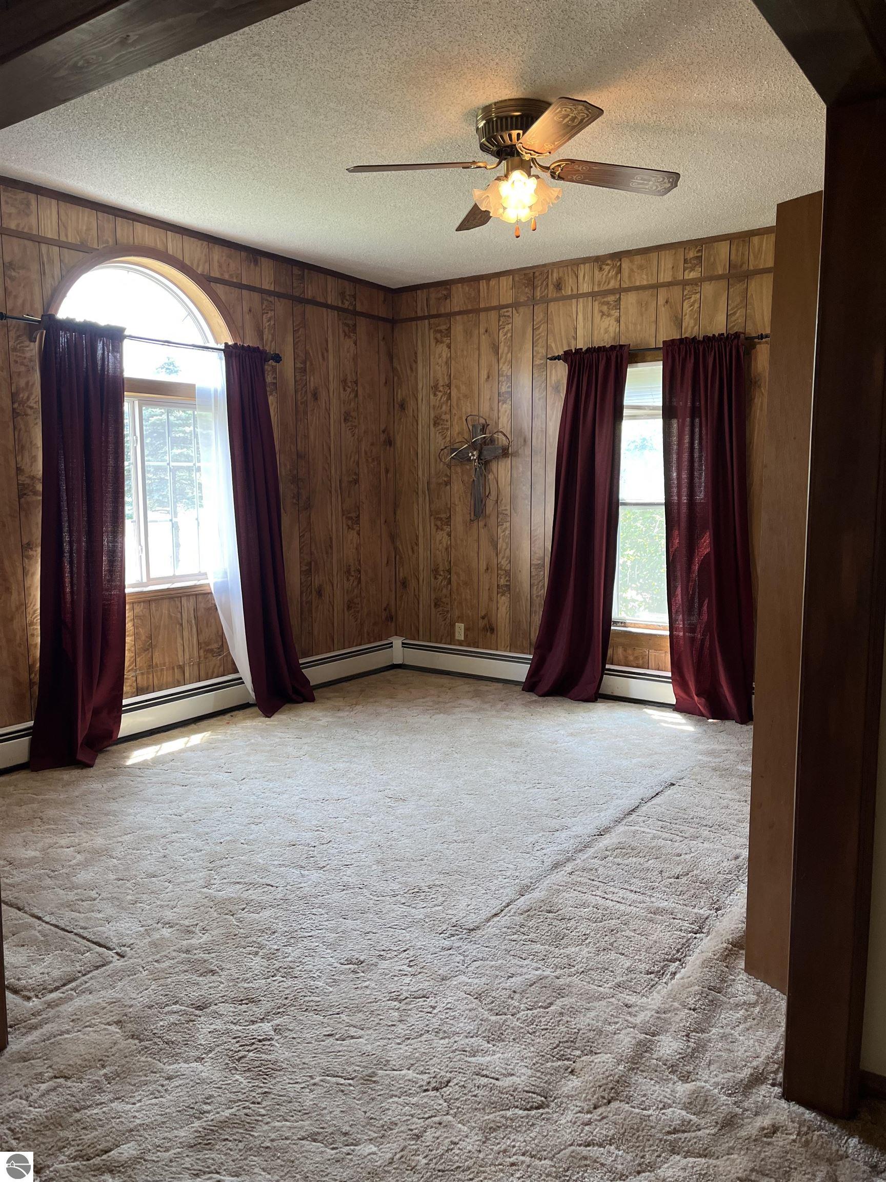 214 Cook Street, Maple Rapids, MI 48853 — Photo 6