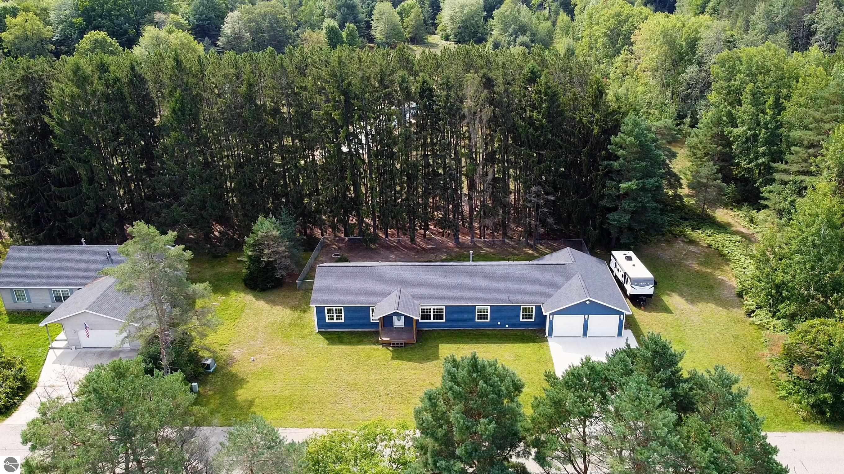 5463 Brake Road, Bellaire, MI 49615 — Photo 10