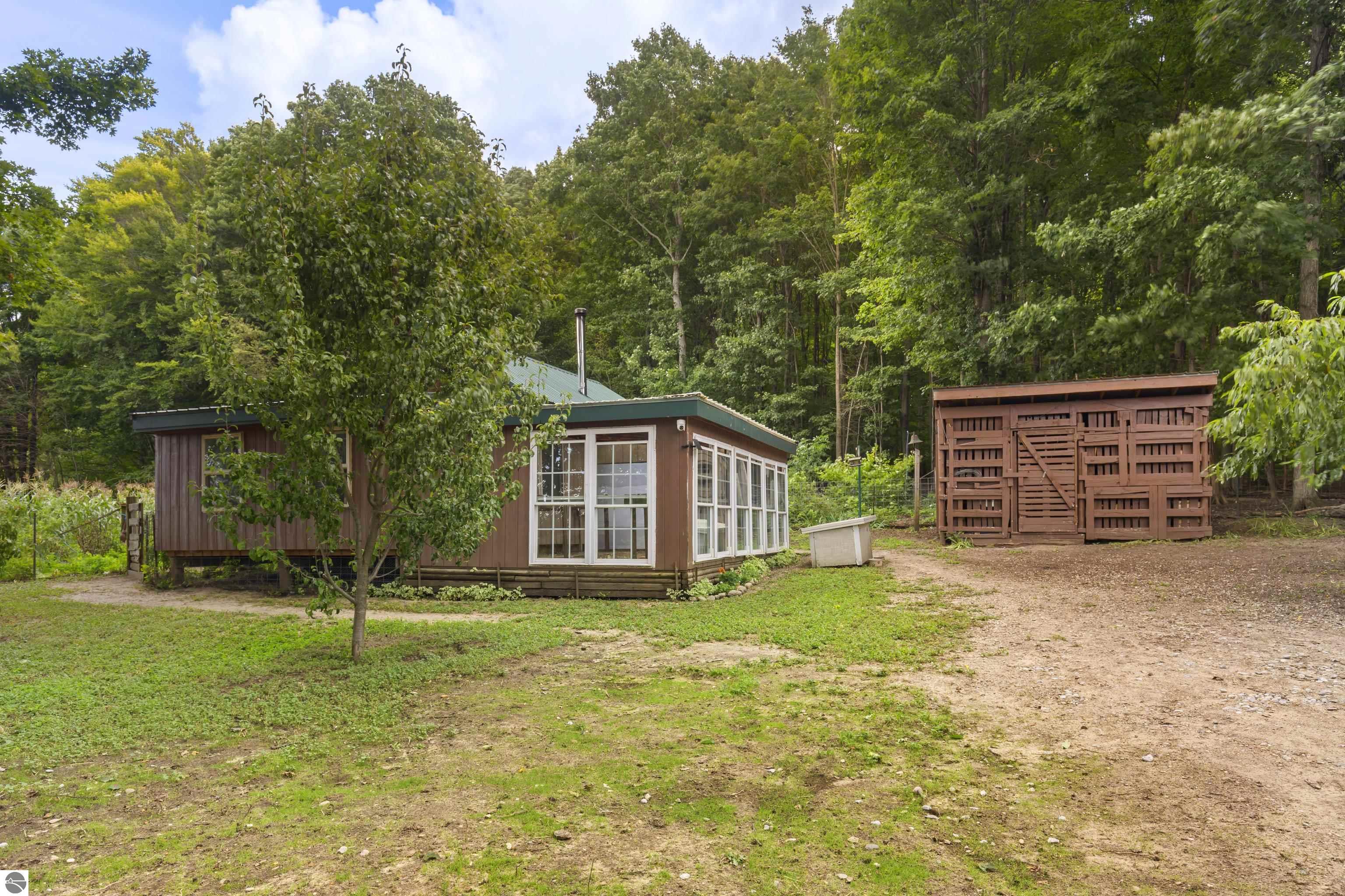 22800 Cadillac Highway, Copemish, MI 49625 — Photo 19