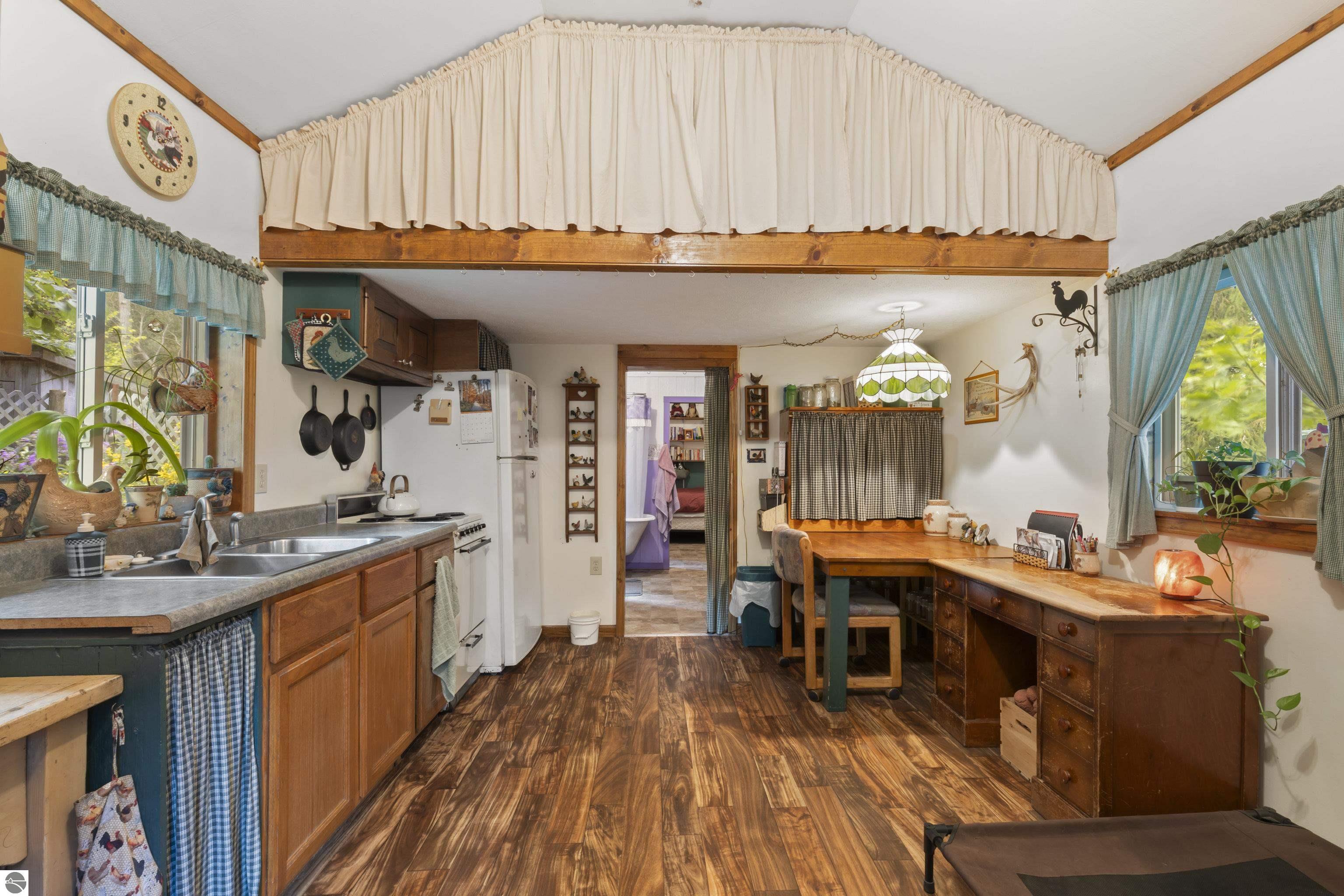 22800 Cadillac Highway, Copemish, MI 49625 — Photo 27