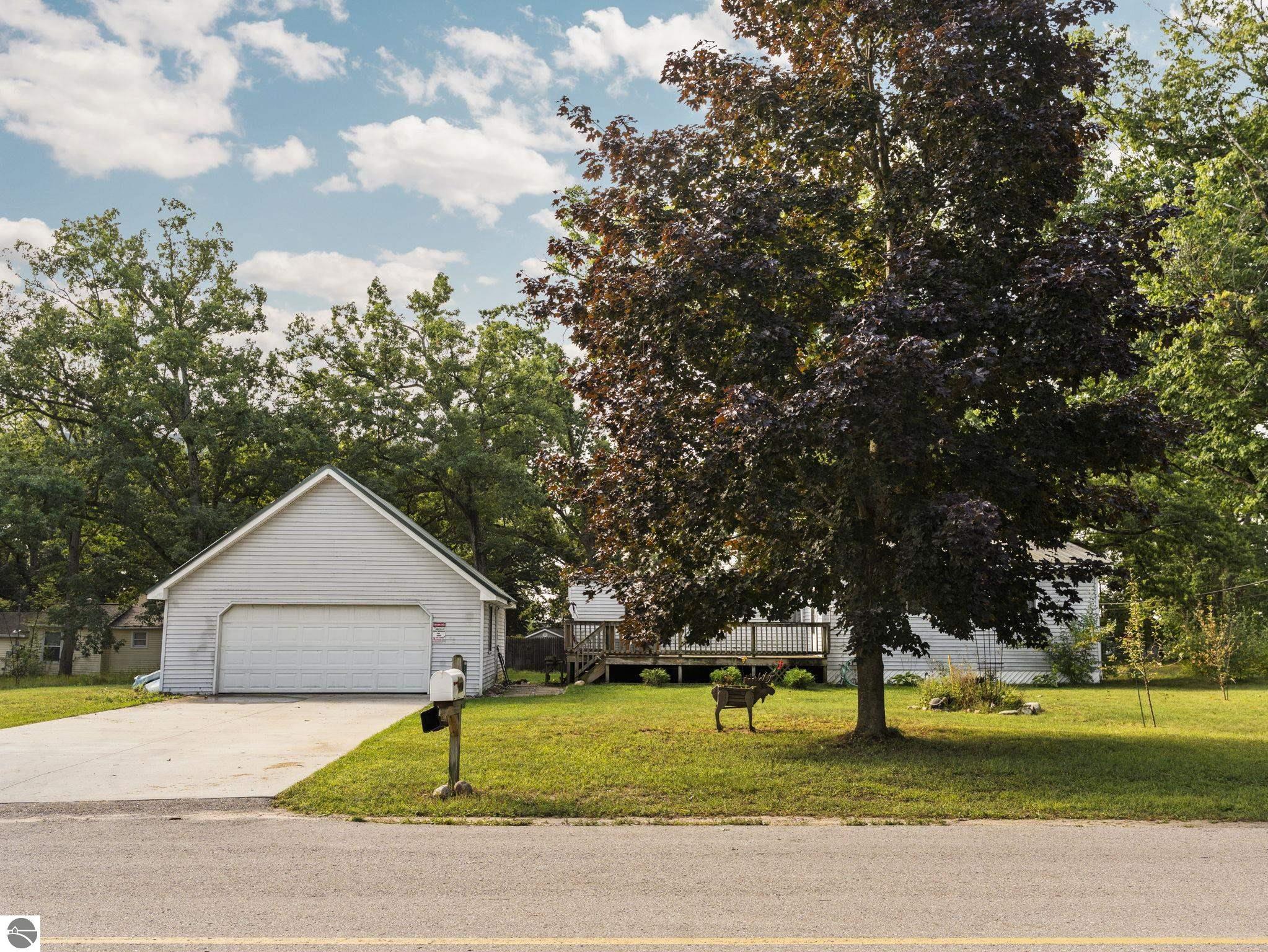 404 Merritt Street, Fife Lake, MI 49633 — front exterior