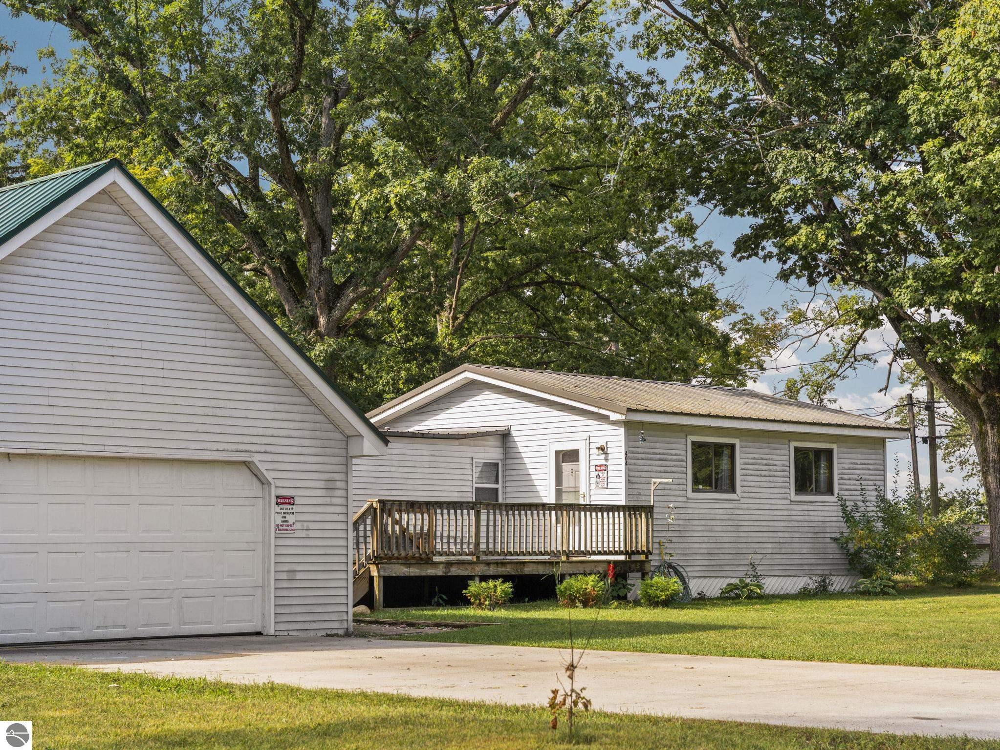 404 Merritt Street, Fife Lake, MI 49633 — Photo 28