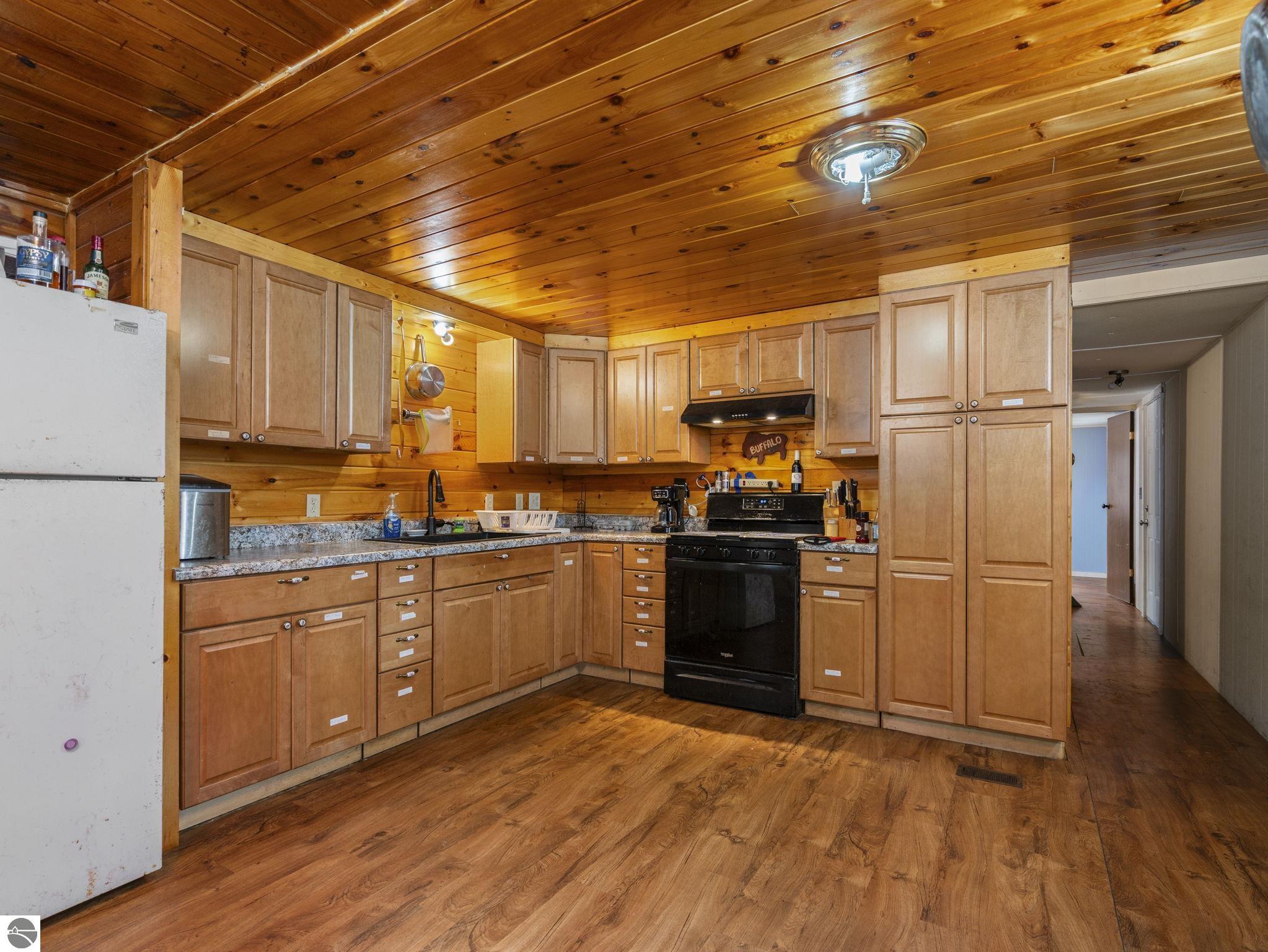 404 Merritt Street, Fife Lake, MI 49633 — Photo 5
