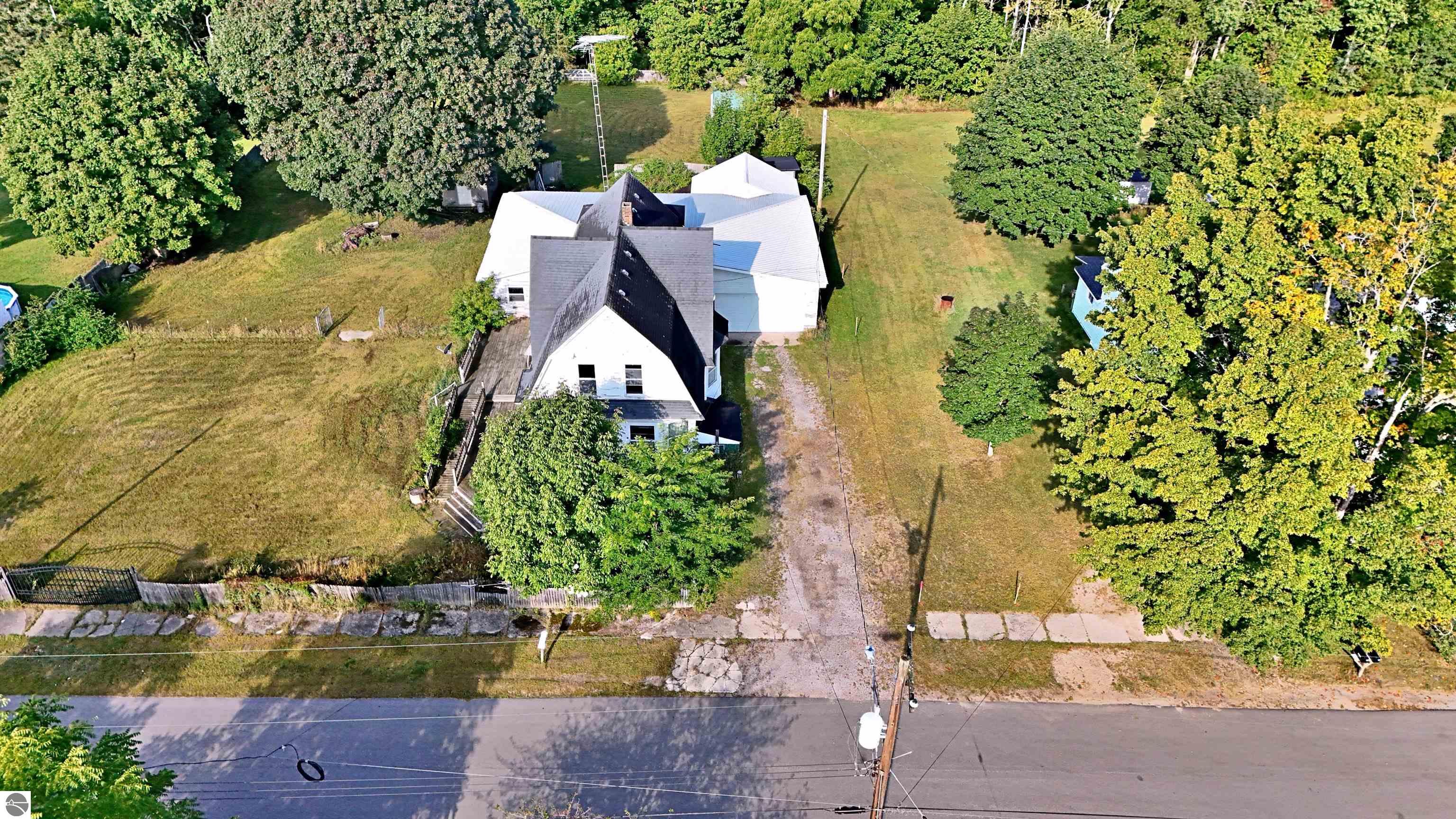 209 Maple Street, Tustin, MI 49688 — Photo 2