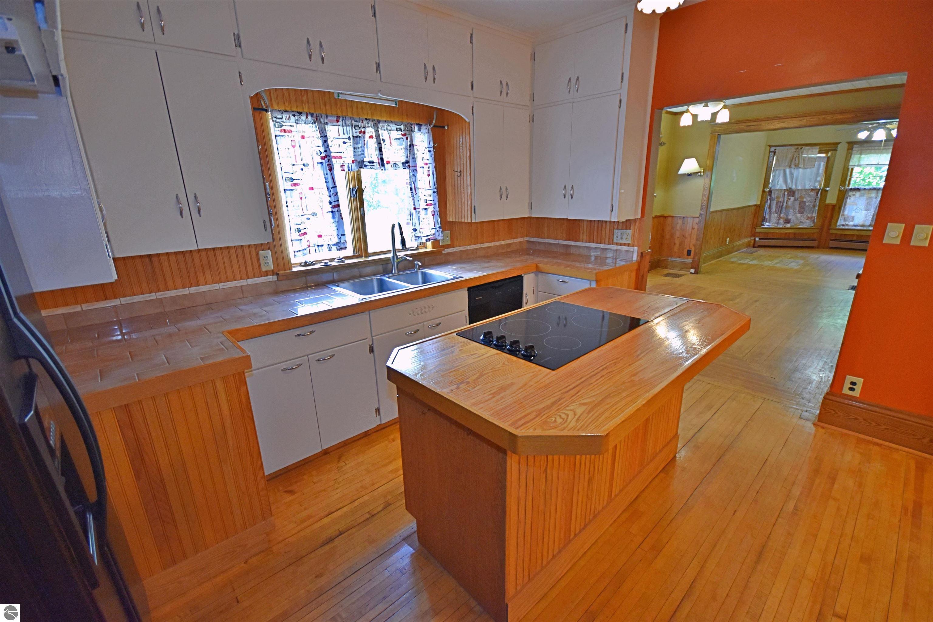 209 Maple Street, Tustin, MI 49688 — Photo 11