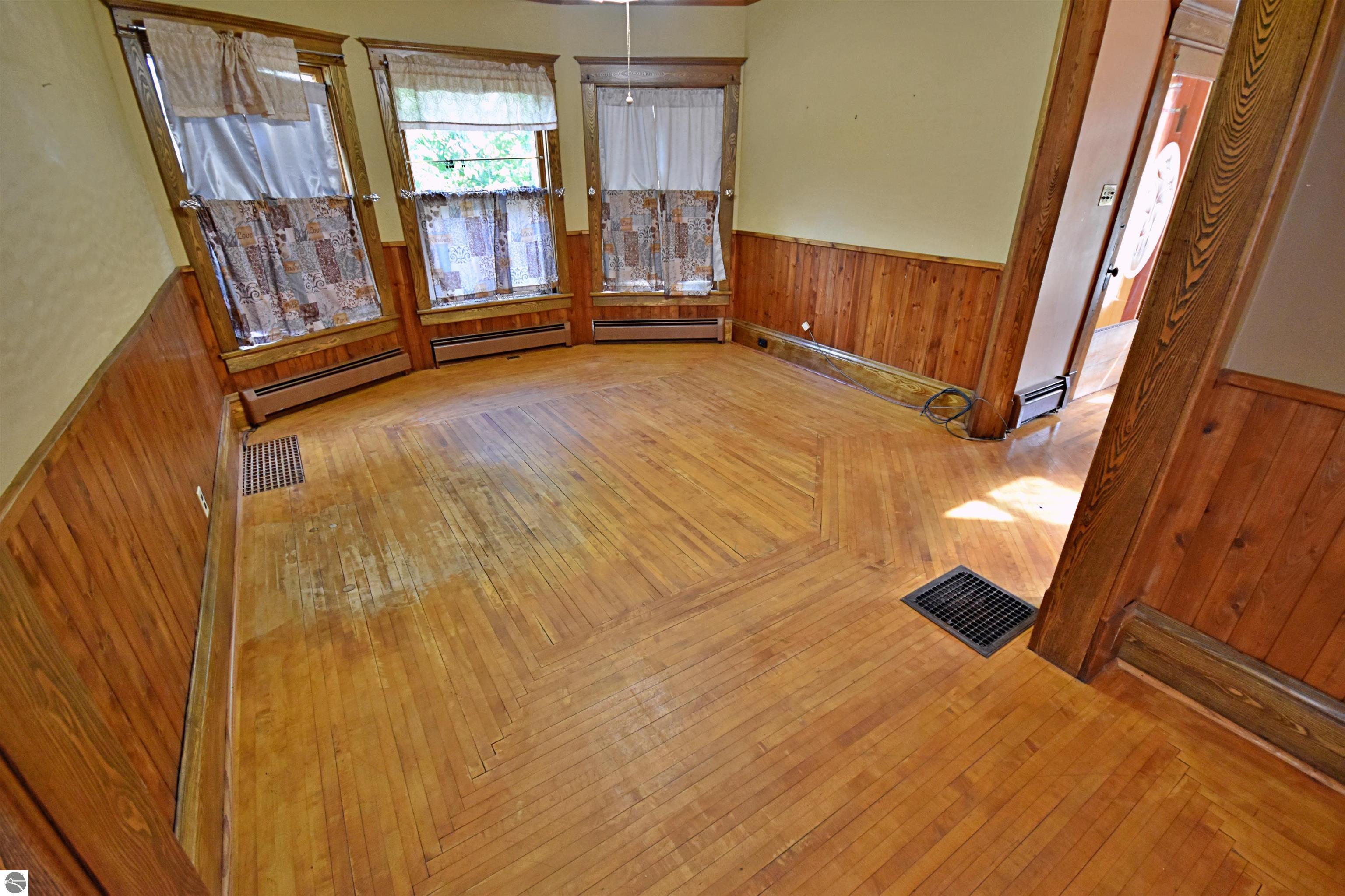 209 Maple Street, Tustin, MI 49688 — Photo 18