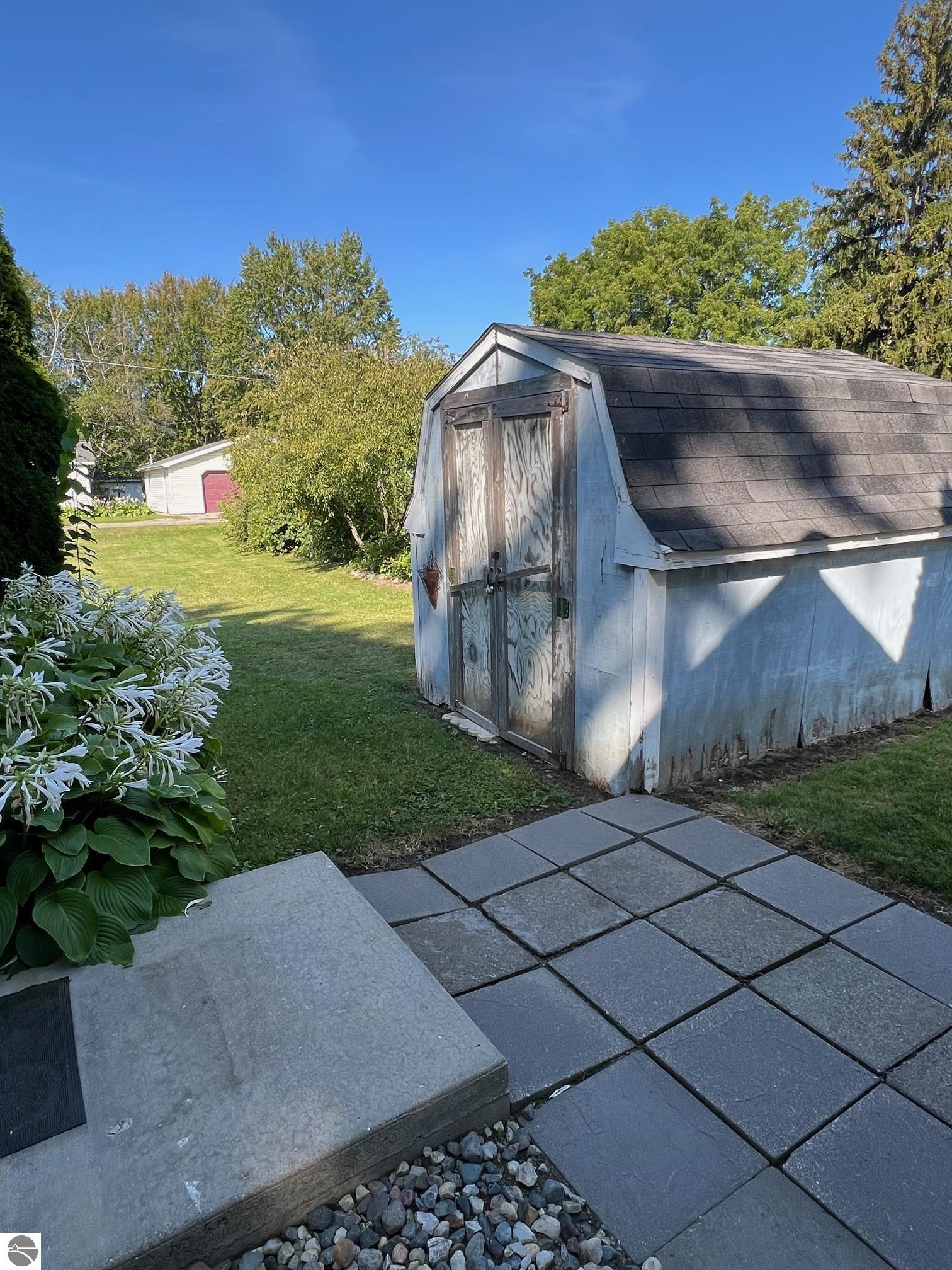 203 N Elm Street, Ithaca, MI 48847 — Photo 11