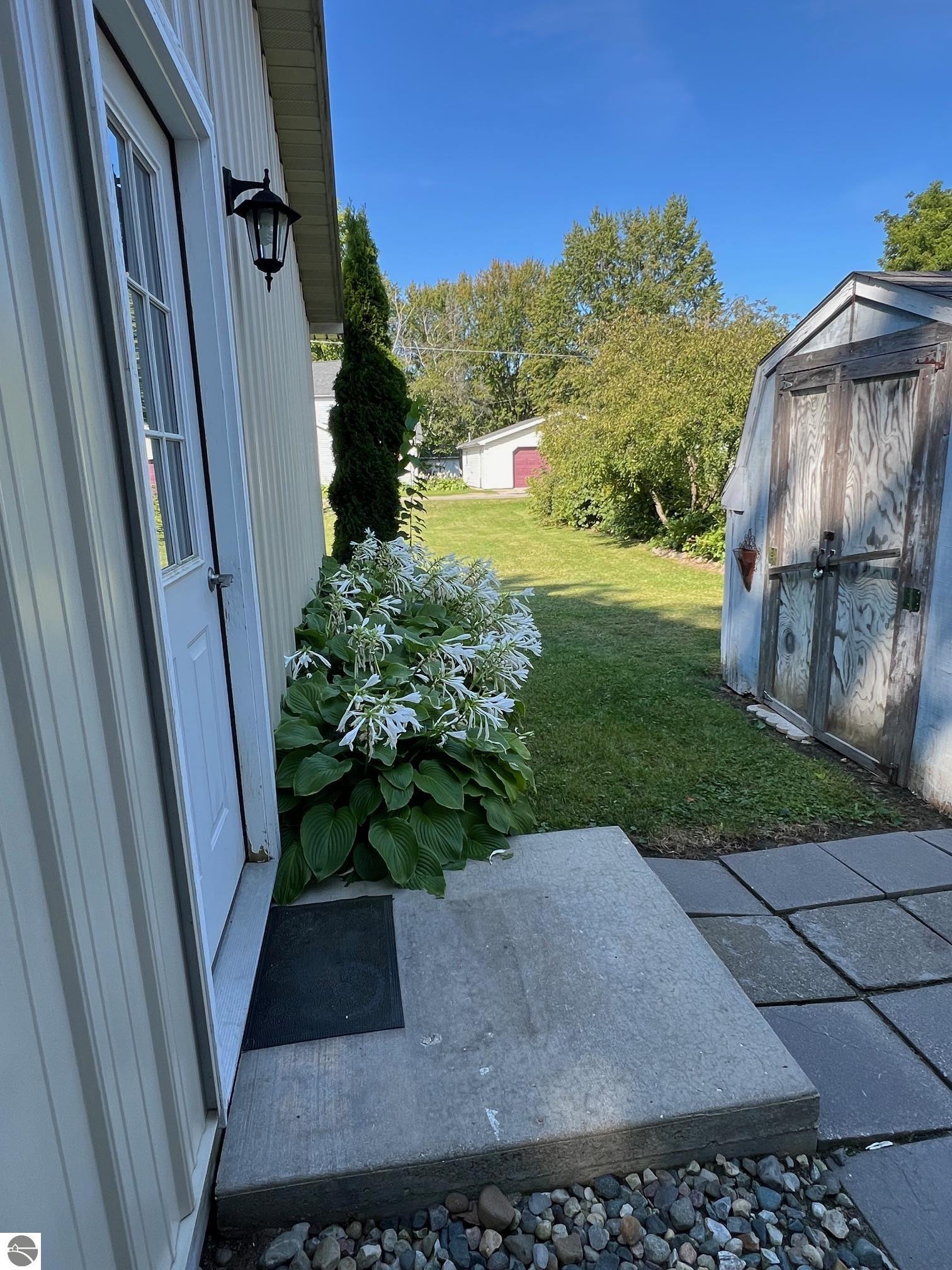 203 N Elm Street, Ithaca, MI 48847 — Photo 12