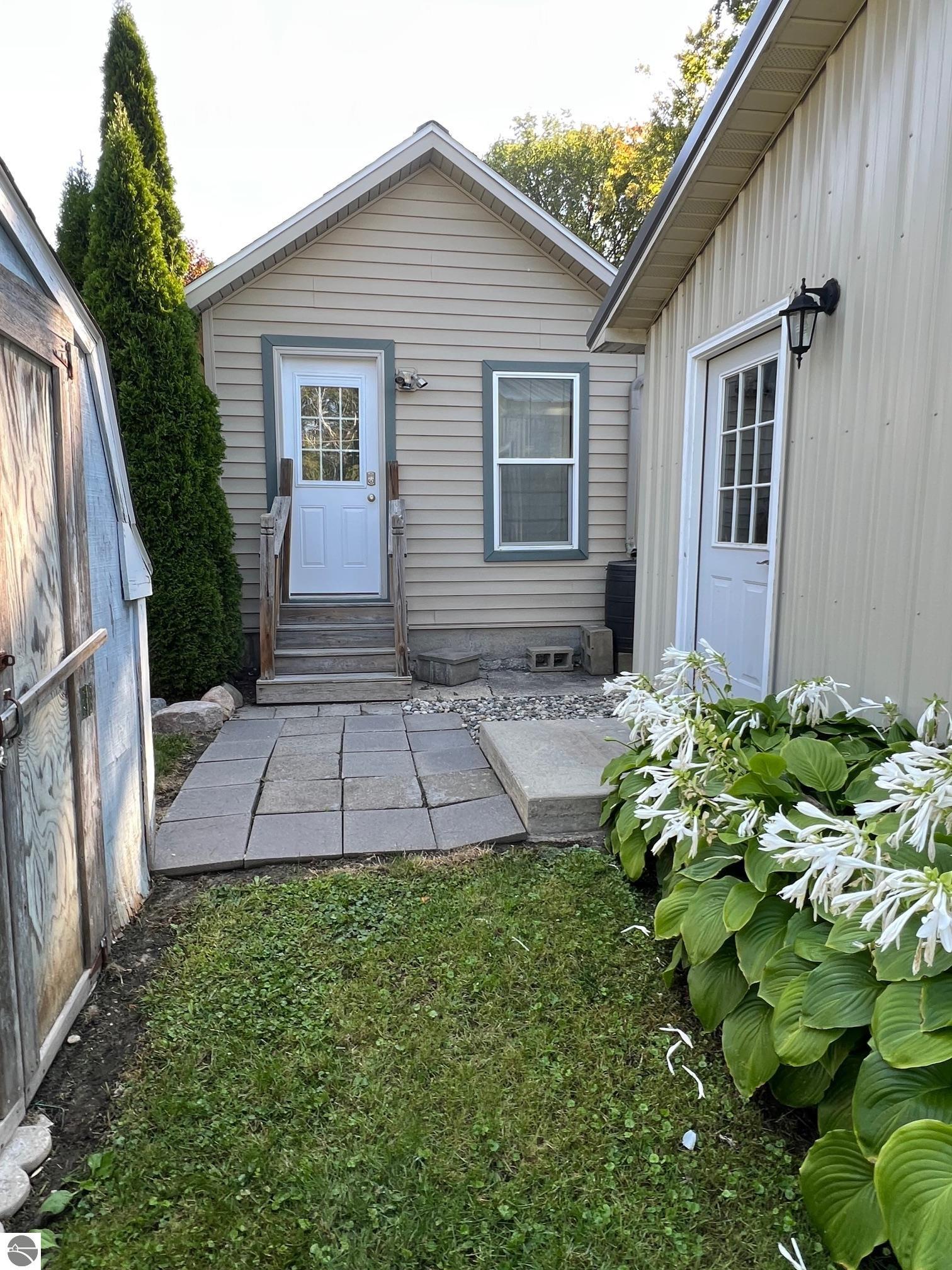 203 N Elm Street, Ithaca, MI 48847 — Photo 13