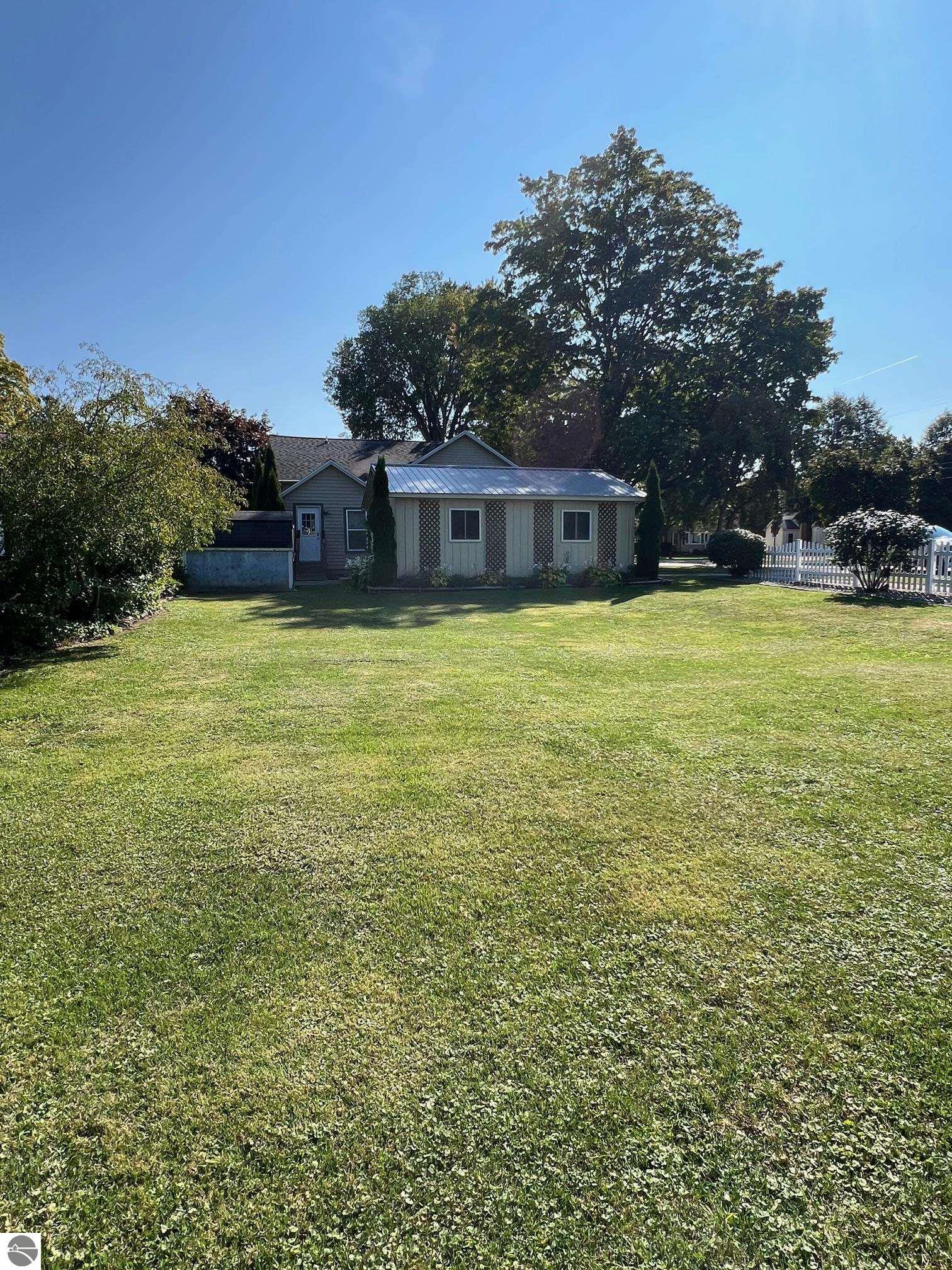 203 N Elm Street, Ithaca, MI 48847 — Photo 16