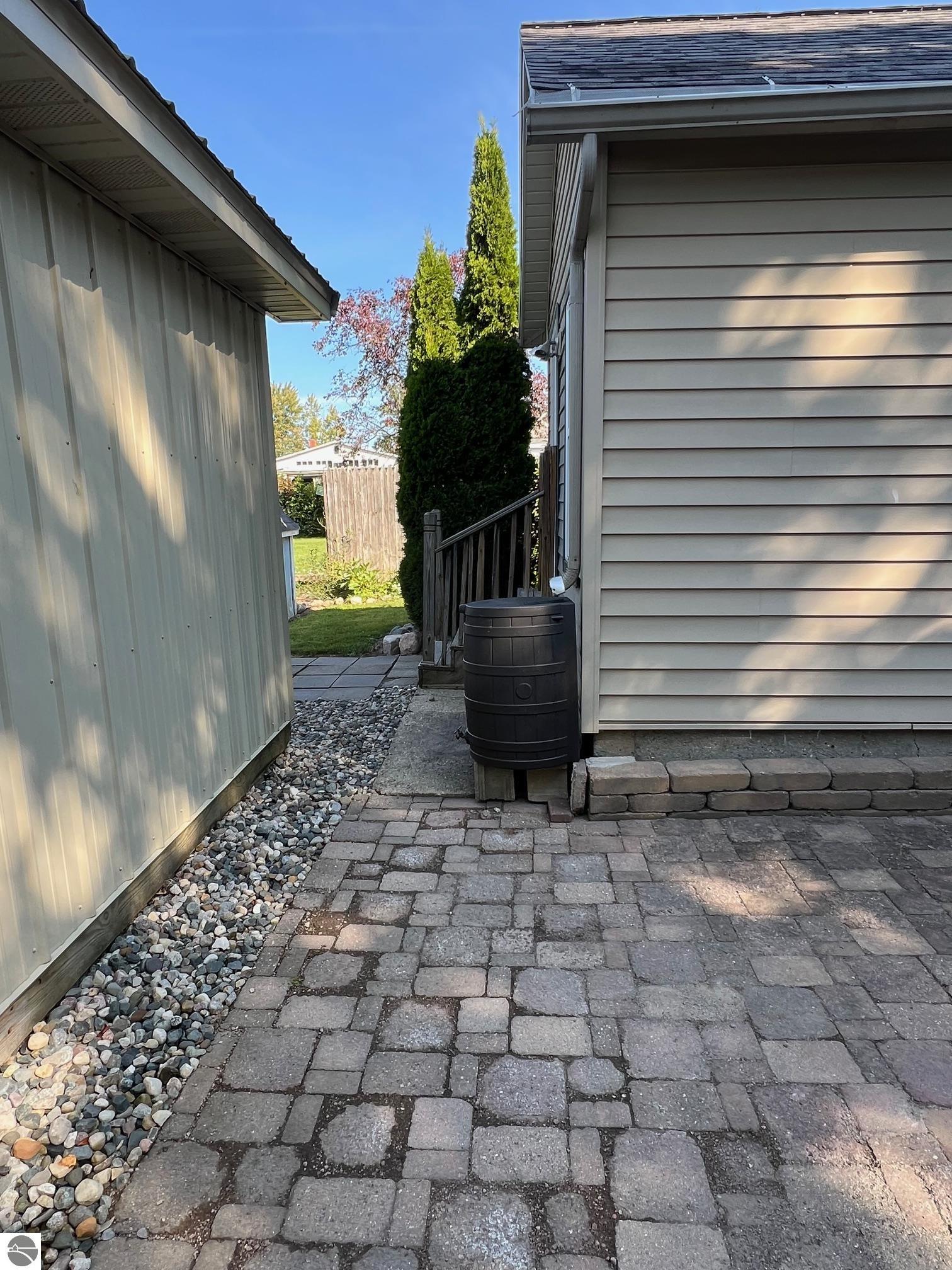 203 N Elm Street, Ithaca, MI 48847 — Photo 9