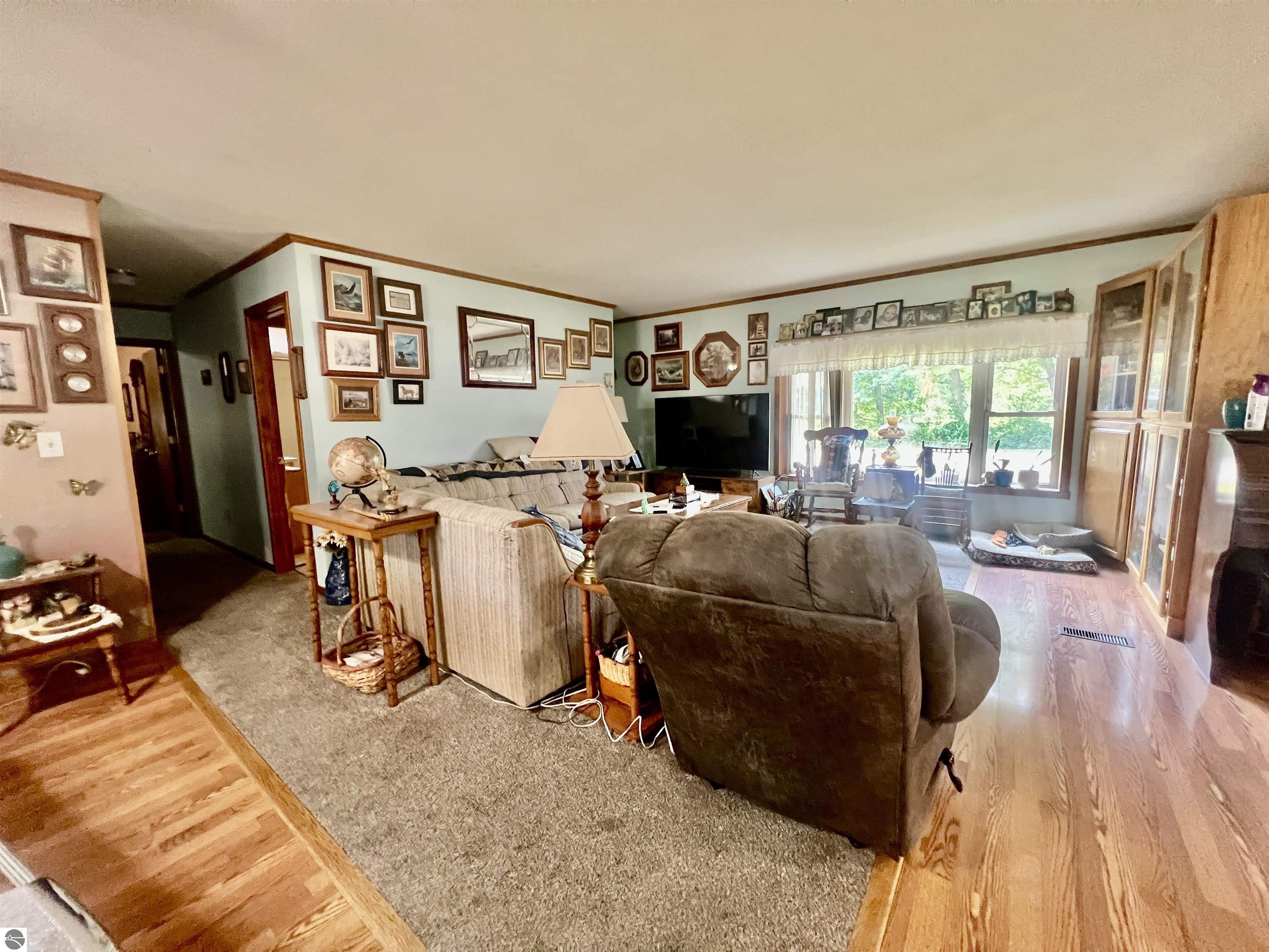 9990 N Lumberjack Road, Riverdale, MI 48877 — Photo 10