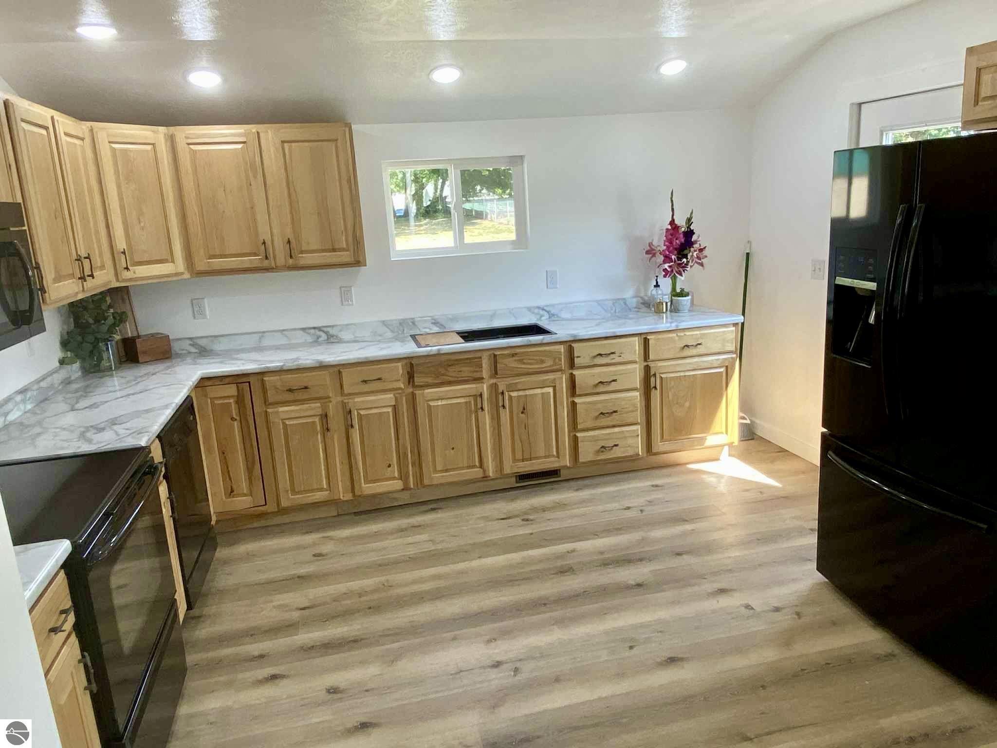 112 N White Street, Marion, MI 49665 — Photo 22