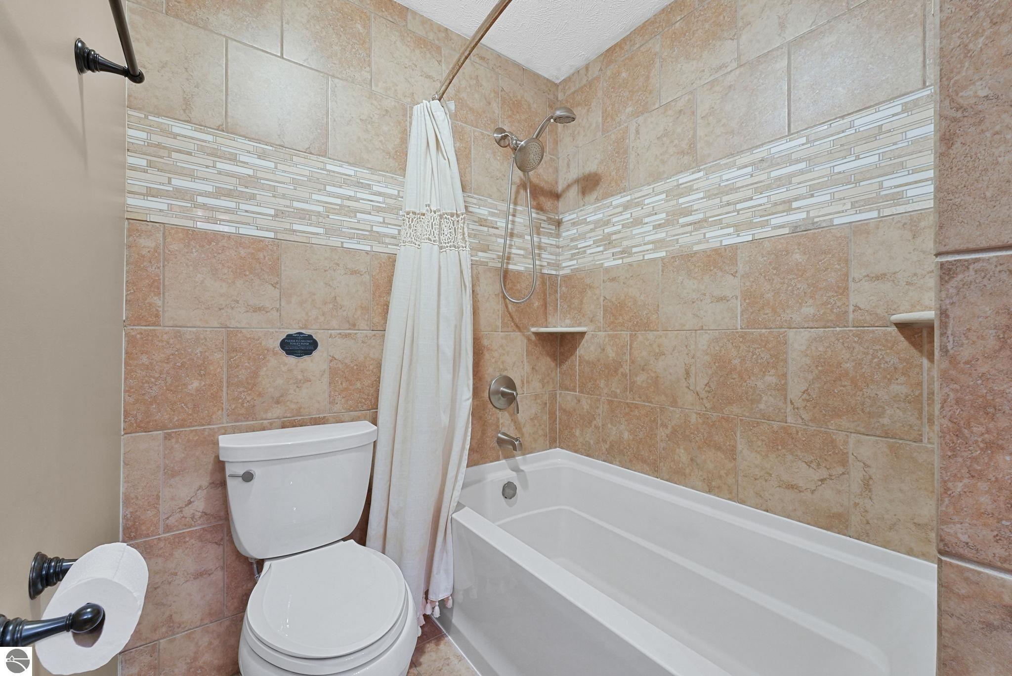 4761 Bartlett, Williamsburg, MI 49690 — Photo 25