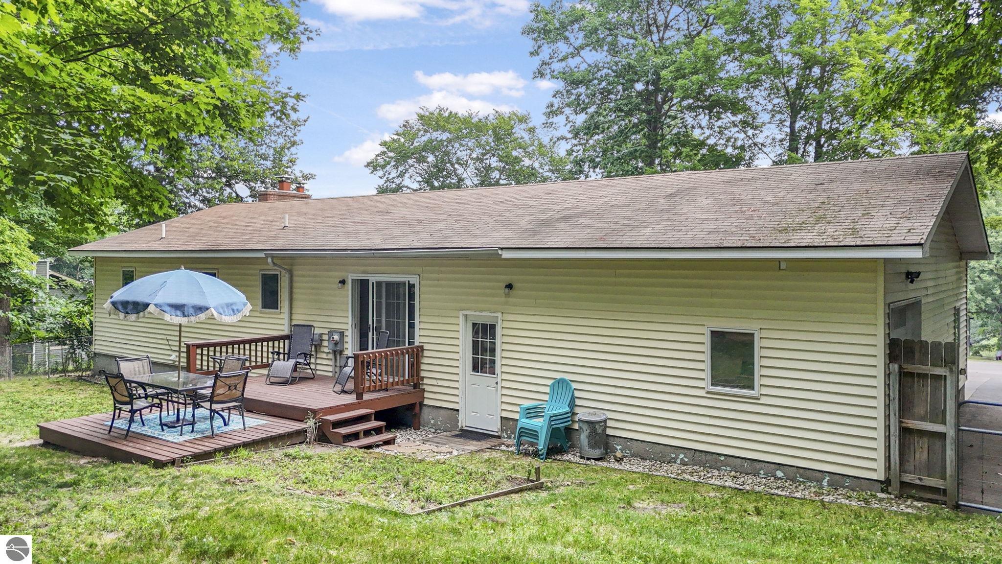 4761 Bartlett, Williamsburg, MI 49690 — Photo 5