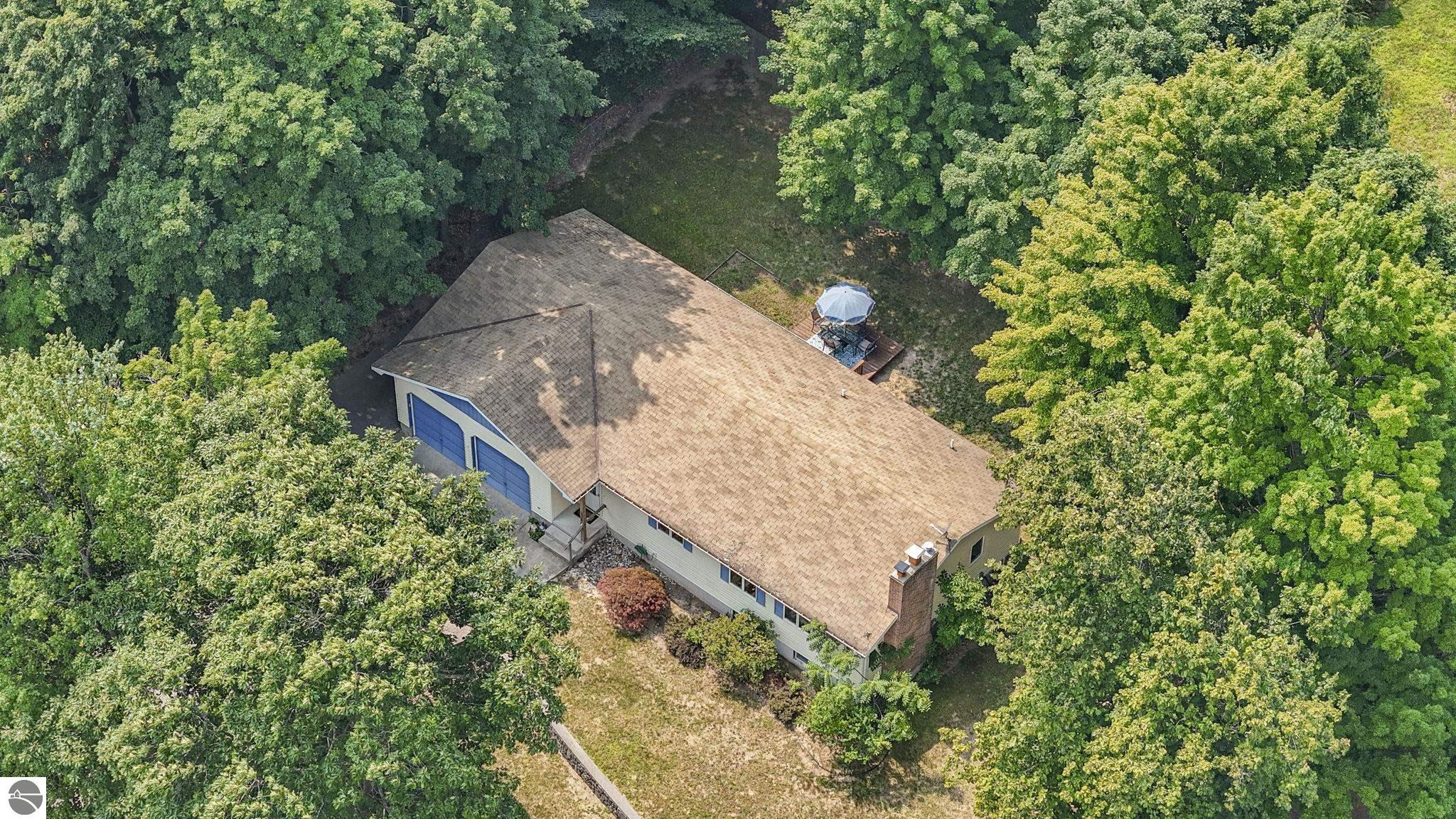 4761 Bartlett, Williamsburg, MI 49690 — Photo 10