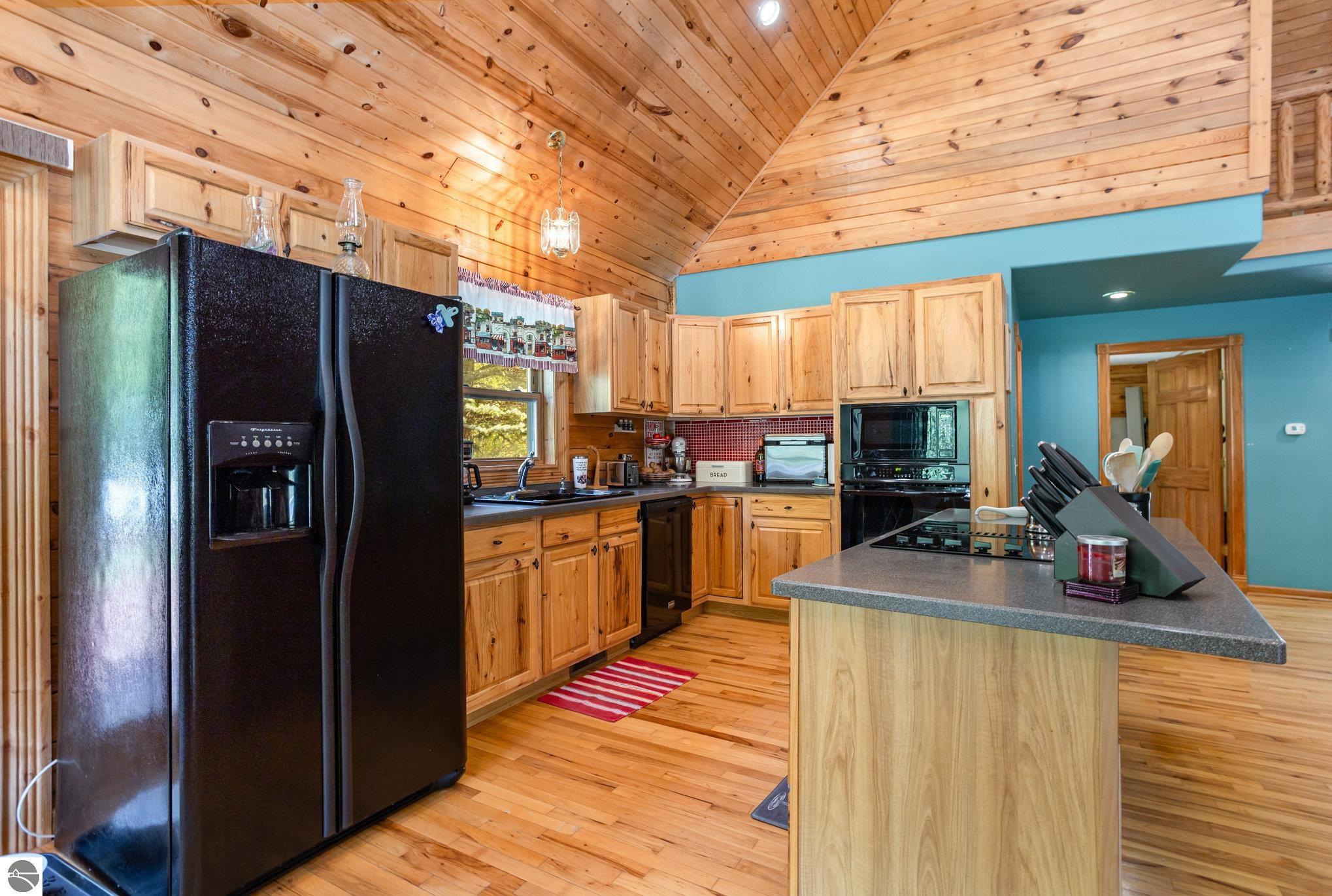 5509 S Littlefield Road, Remus, MI 49340 — Photo 9