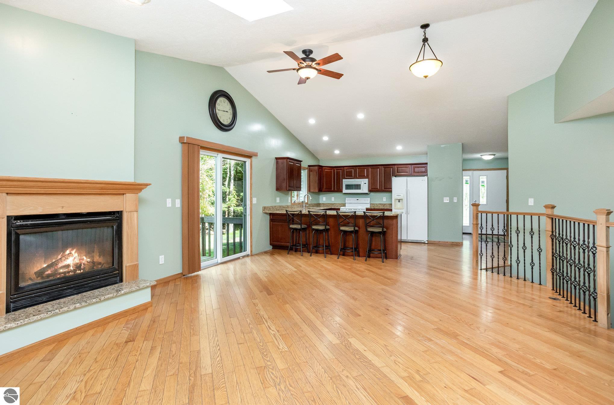 10264 Hardwood Trail, Perrinton, MI 48871 — Photo 5