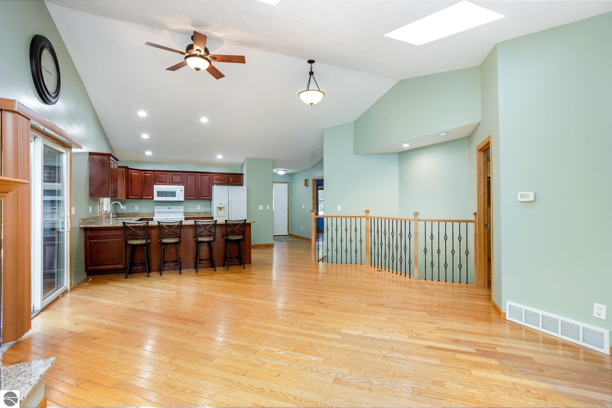 10264 Hardwood Trail, Perrinton, MI 48871 — Photo 6