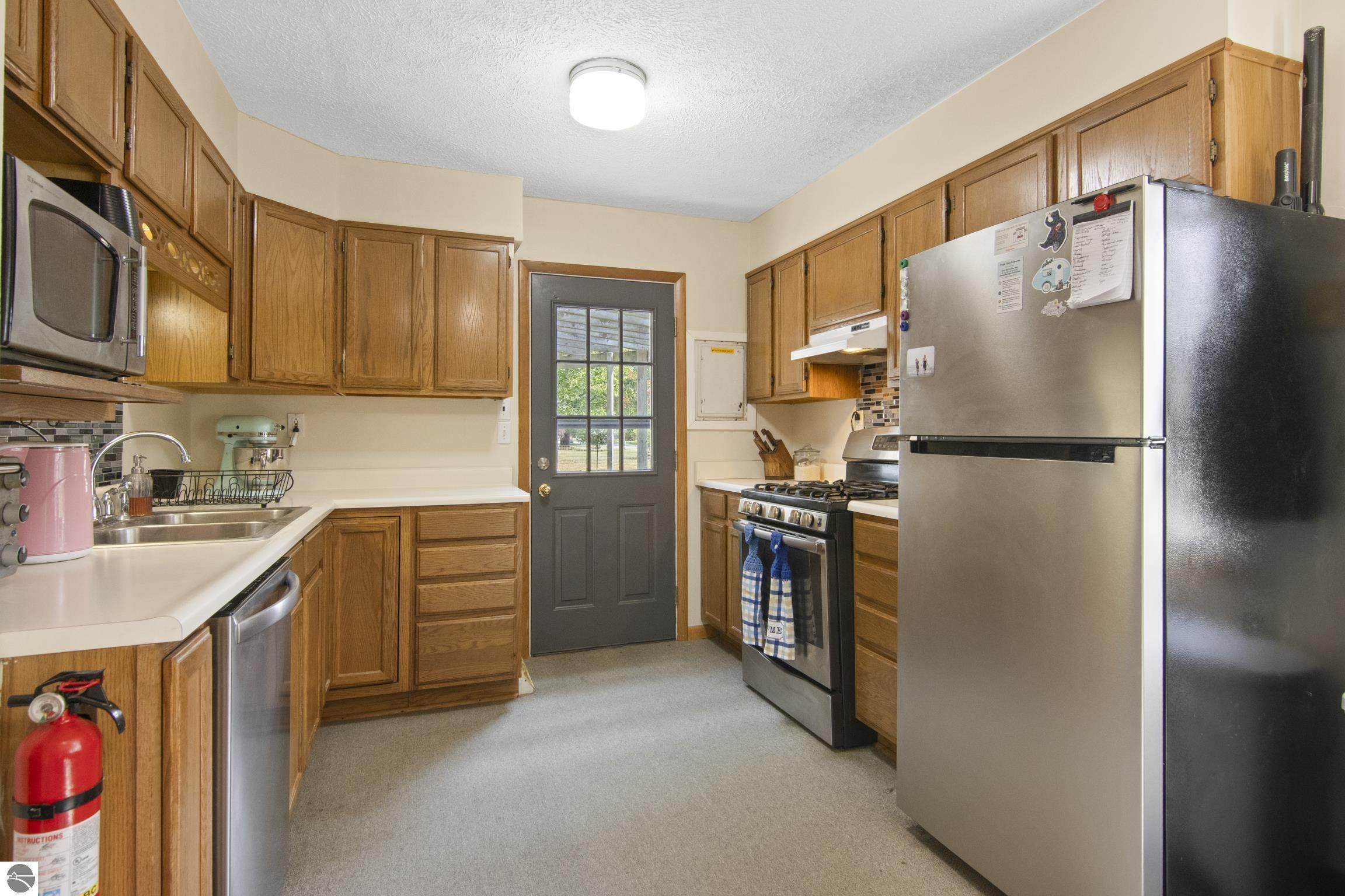 406 W Kalkaska Street, Kalkaska, MI 49646 — Photo 4