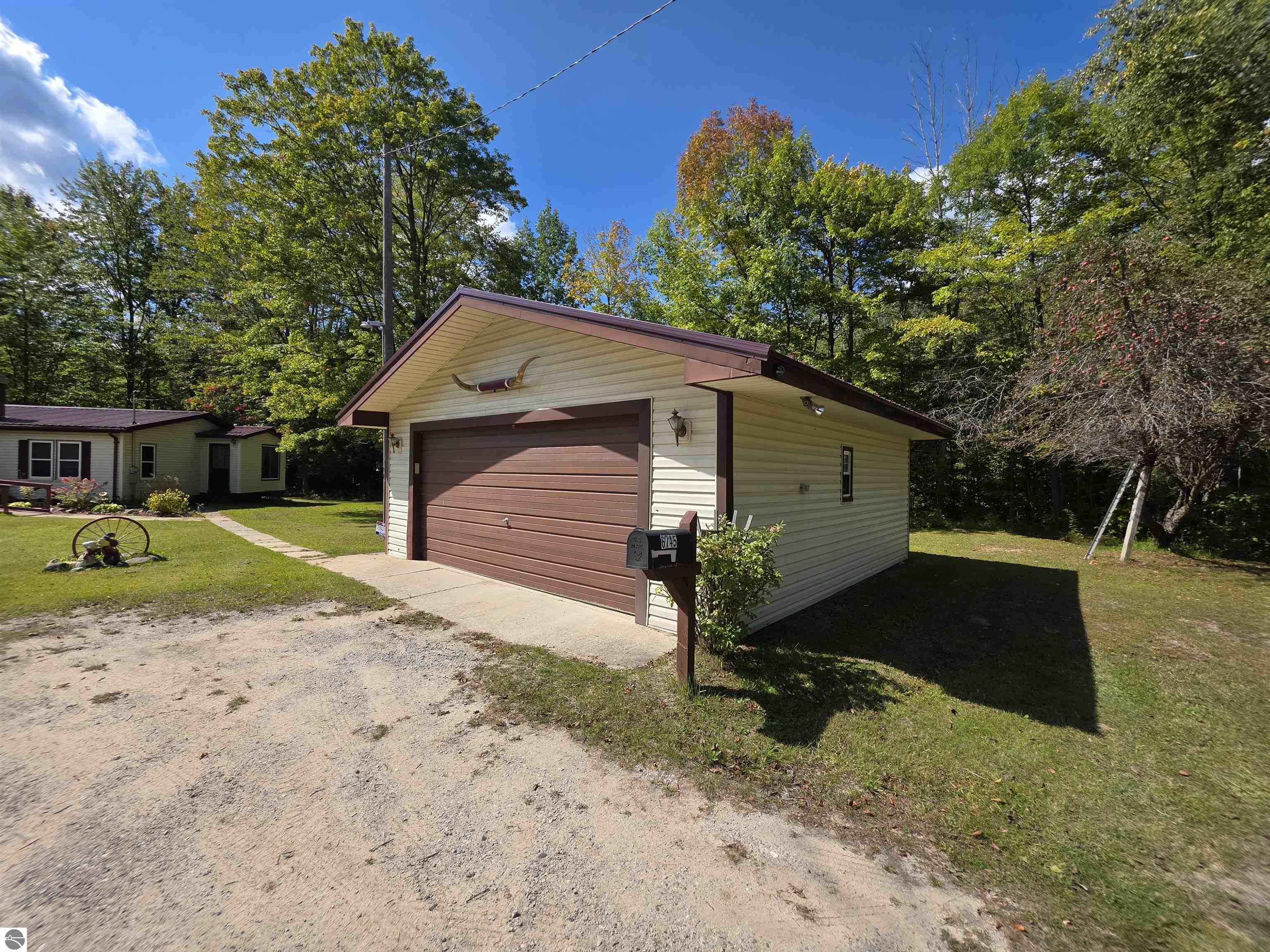 6745 Terry Lane, Hale, MI 48739 — Photo 12